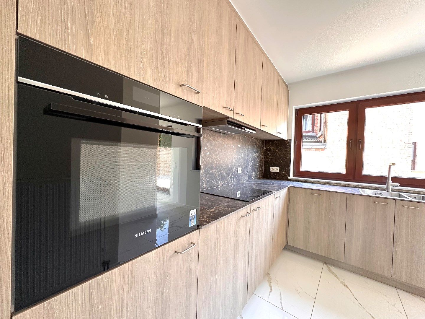 Stijlvol en Instapklaar Duplexappartement met zonneterras en Garage in Tongeren foto 10