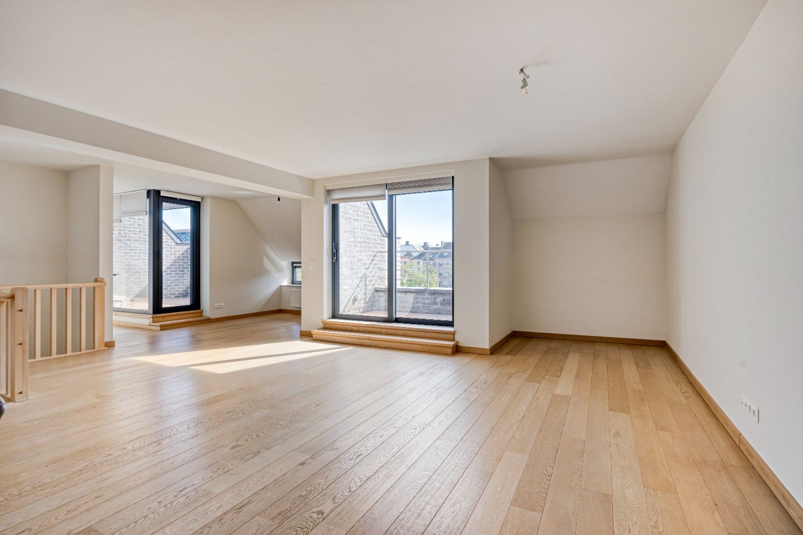 Energiezuinige duplex (140m²) te huur, 3 slpks, terras, autostaanplaats en berging foto 10