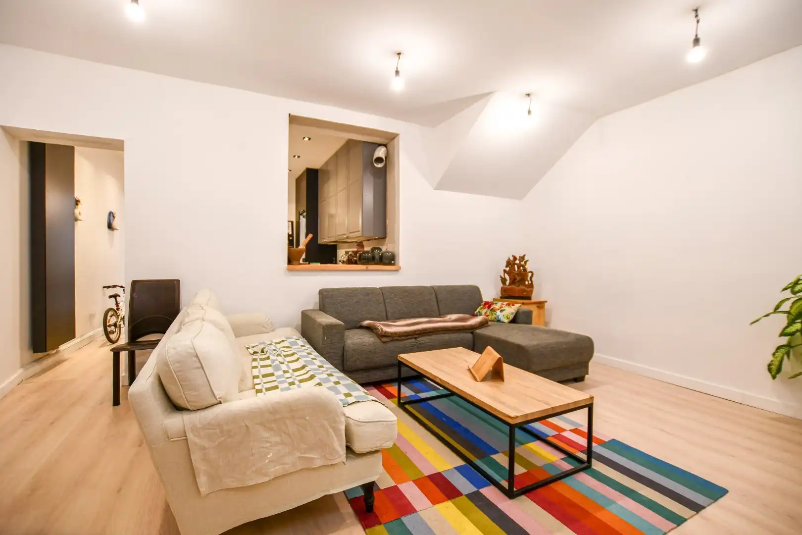 Ruim gerenoveerd herenhuis in hartje Blankenberge - vlakbij strand en zee!  foto 11