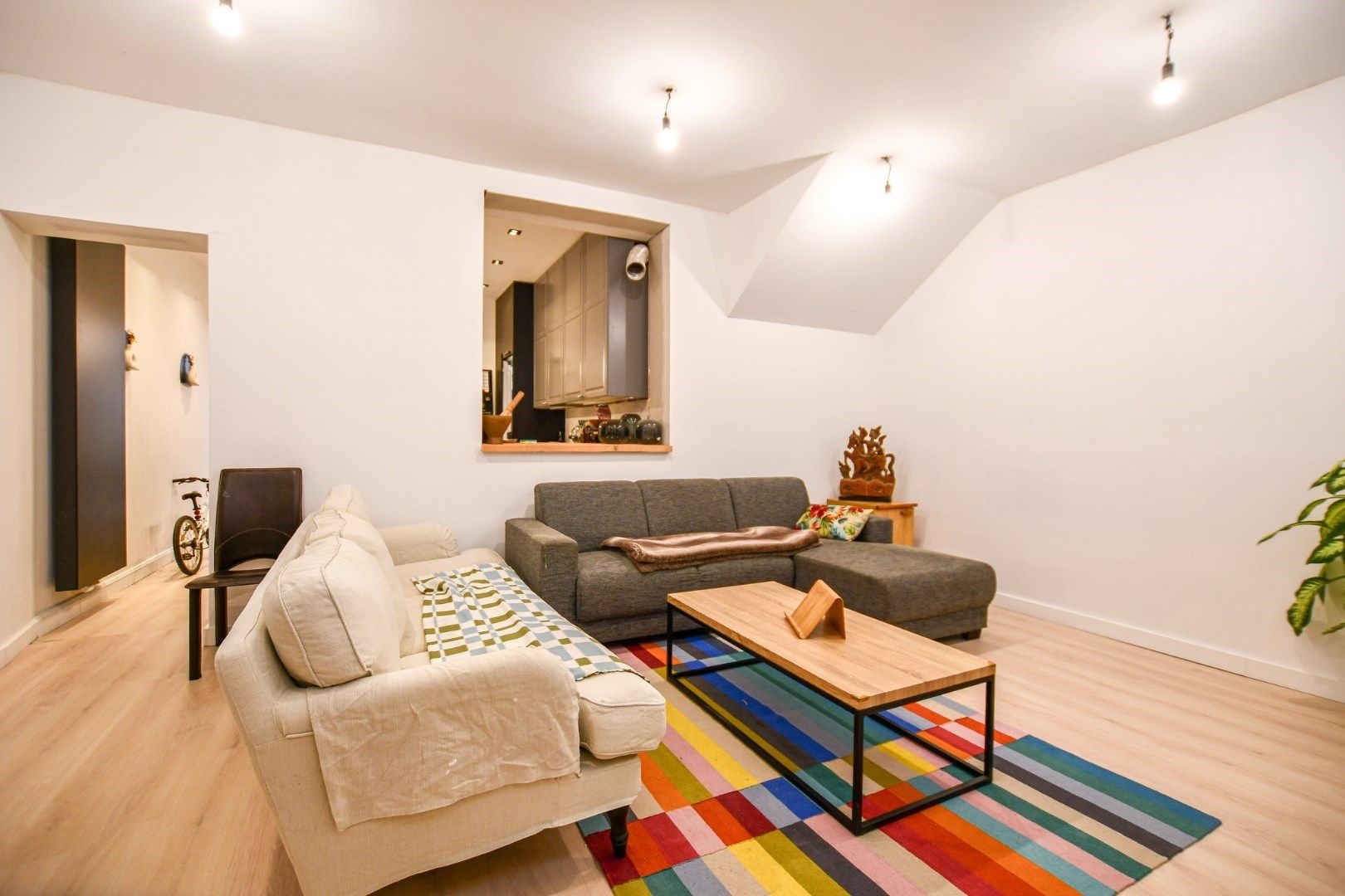 Ruim gerenoveerd herenhuis in hartje Blankenberge - vlakbij strand en zee!  foto 11