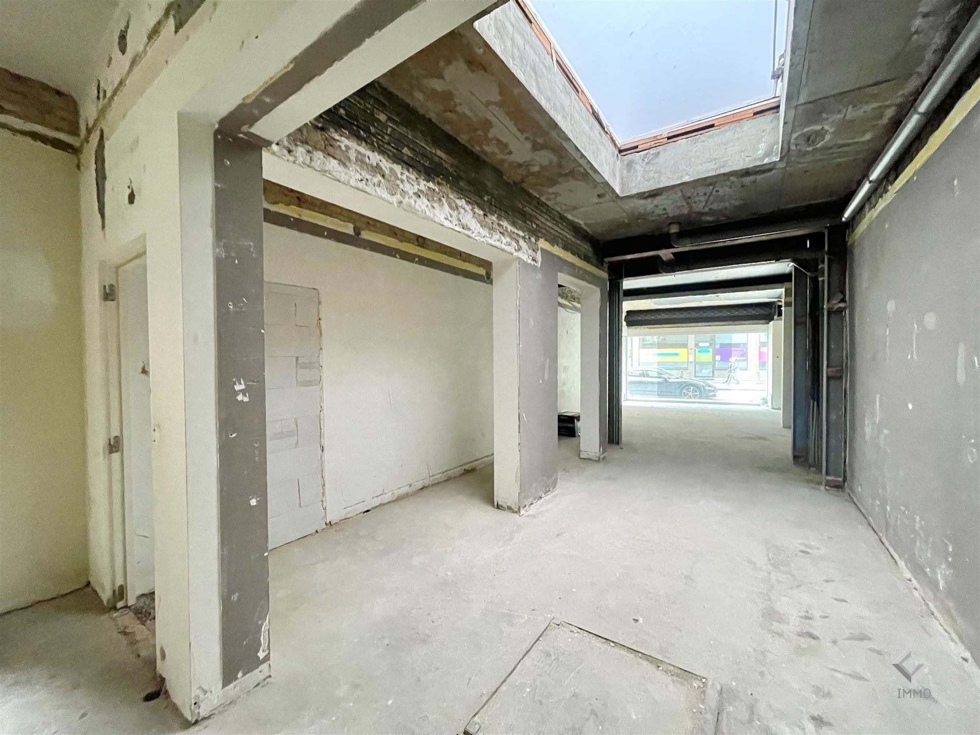 IN OPTIE: CASCO handelsruimte ca. 105m² op commerciële ligging! foto 5