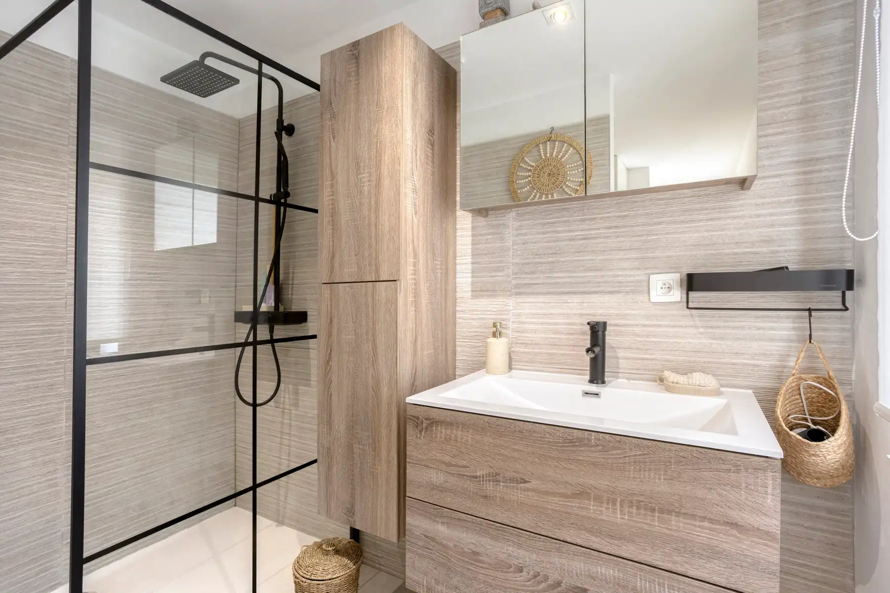 Prachtige 4-Gevelvilla in het groene omgeving foto 14