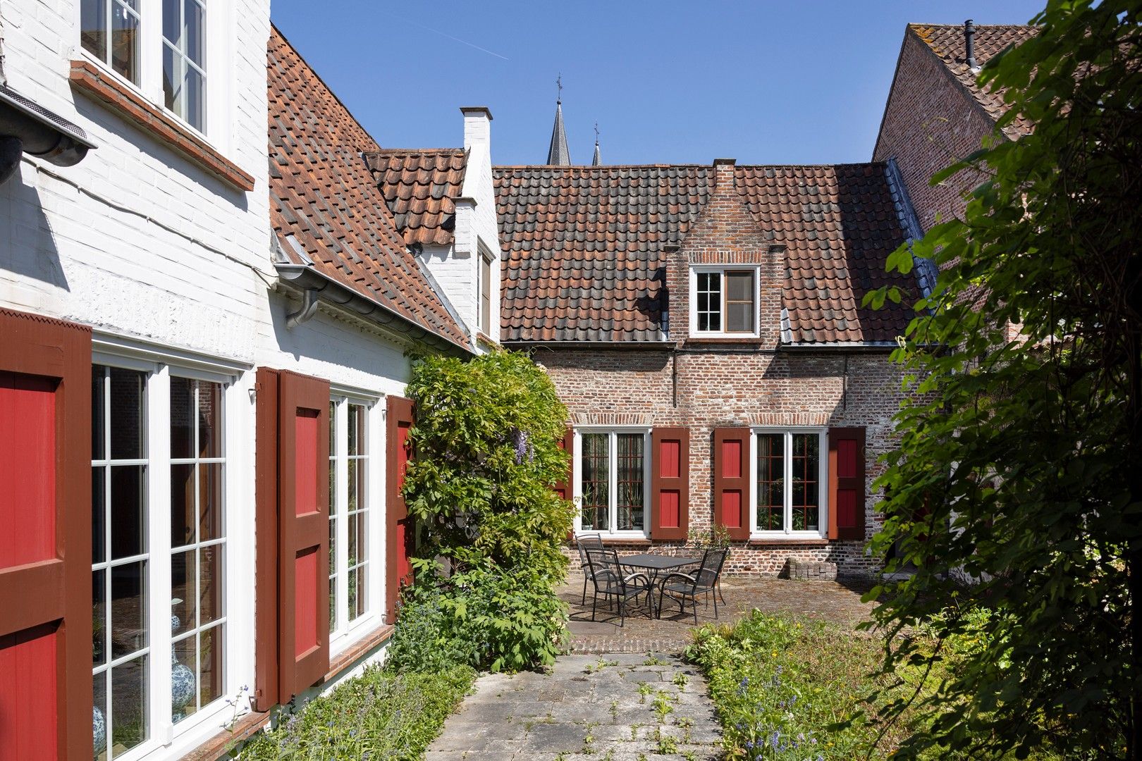 Bijzonder charmante woning in hartje centrum. foto 19