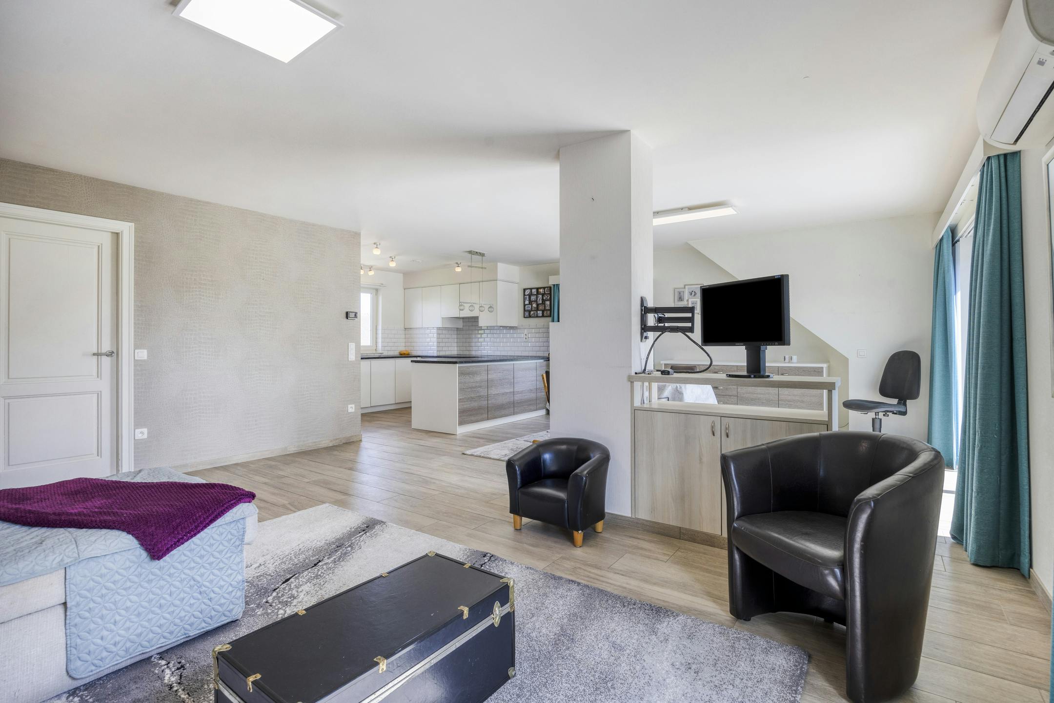 Riante zorgwoning/kangoeroewoning met loods te koop foto 21