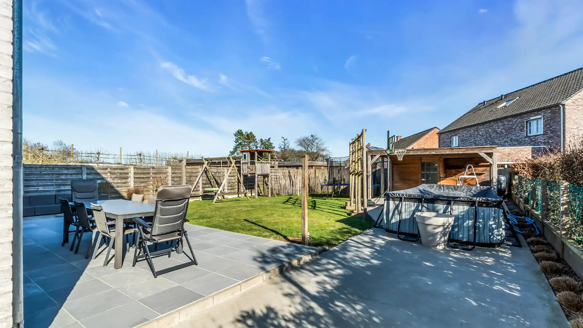 TIELT-WINGE - ruime & recente vrijstaande woning 6 slks foto 3