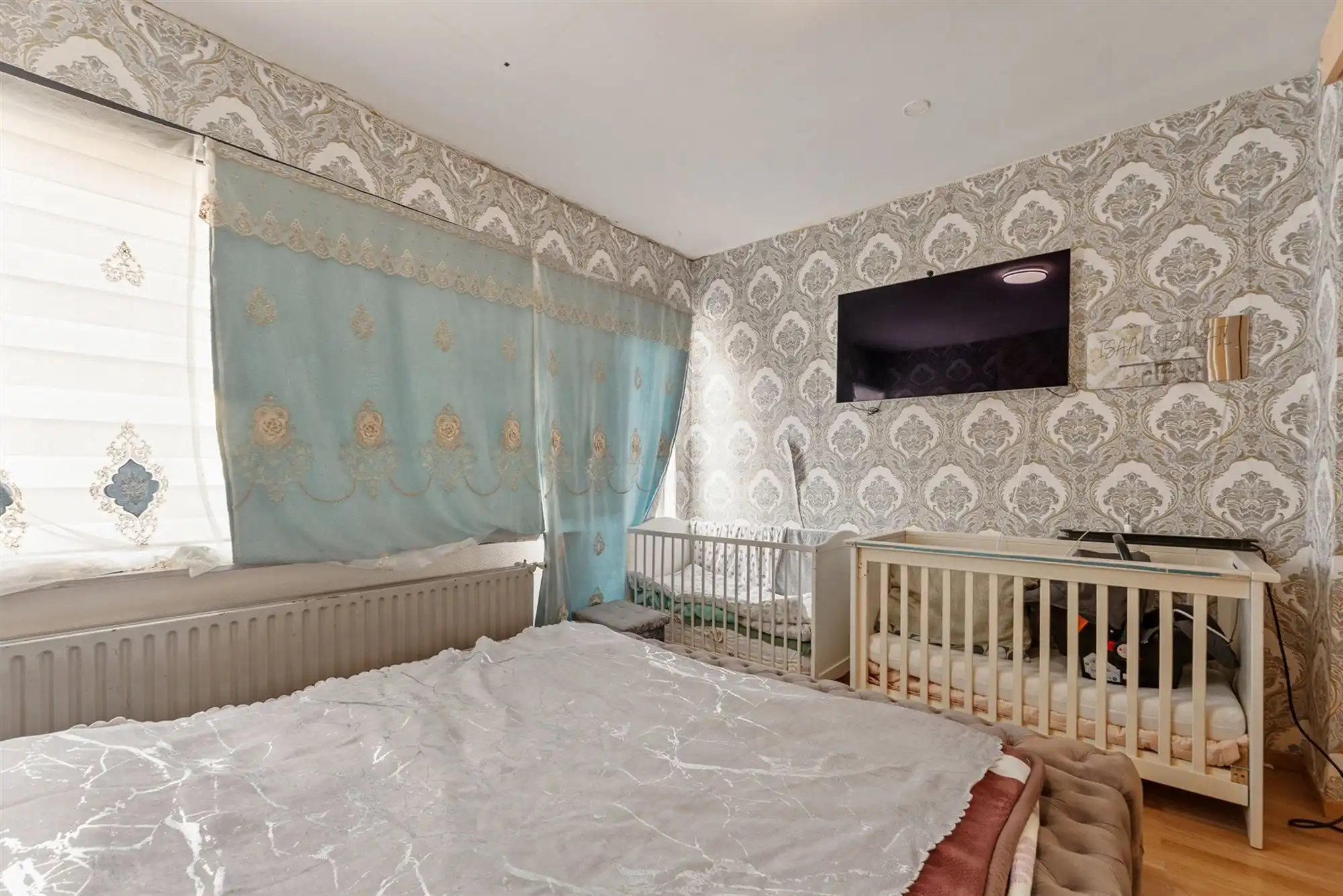 OP TE KNAPPEN WONING MET 3 SLAAPKAMERS PAL IN HET CENTRUM VAN PAAL foto 11