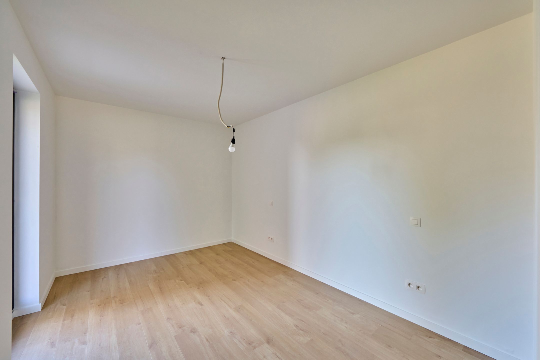 Gerenoveerd glv appartement (125m²) + zuidgerichte tuin foto 10
