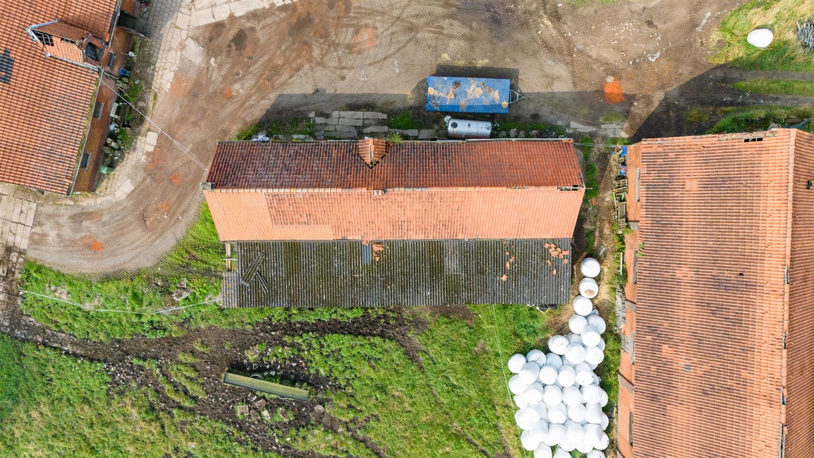 Boerderij met iets meer dan 38ha grond foto 33