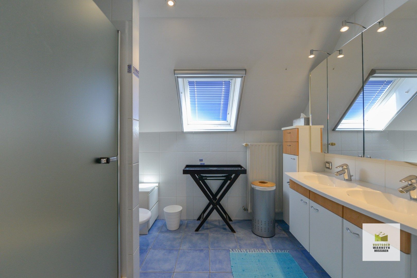 Unieke investeringskans te centrum Zwevezele: woningen met praktijkruimtes en appartement foto 28