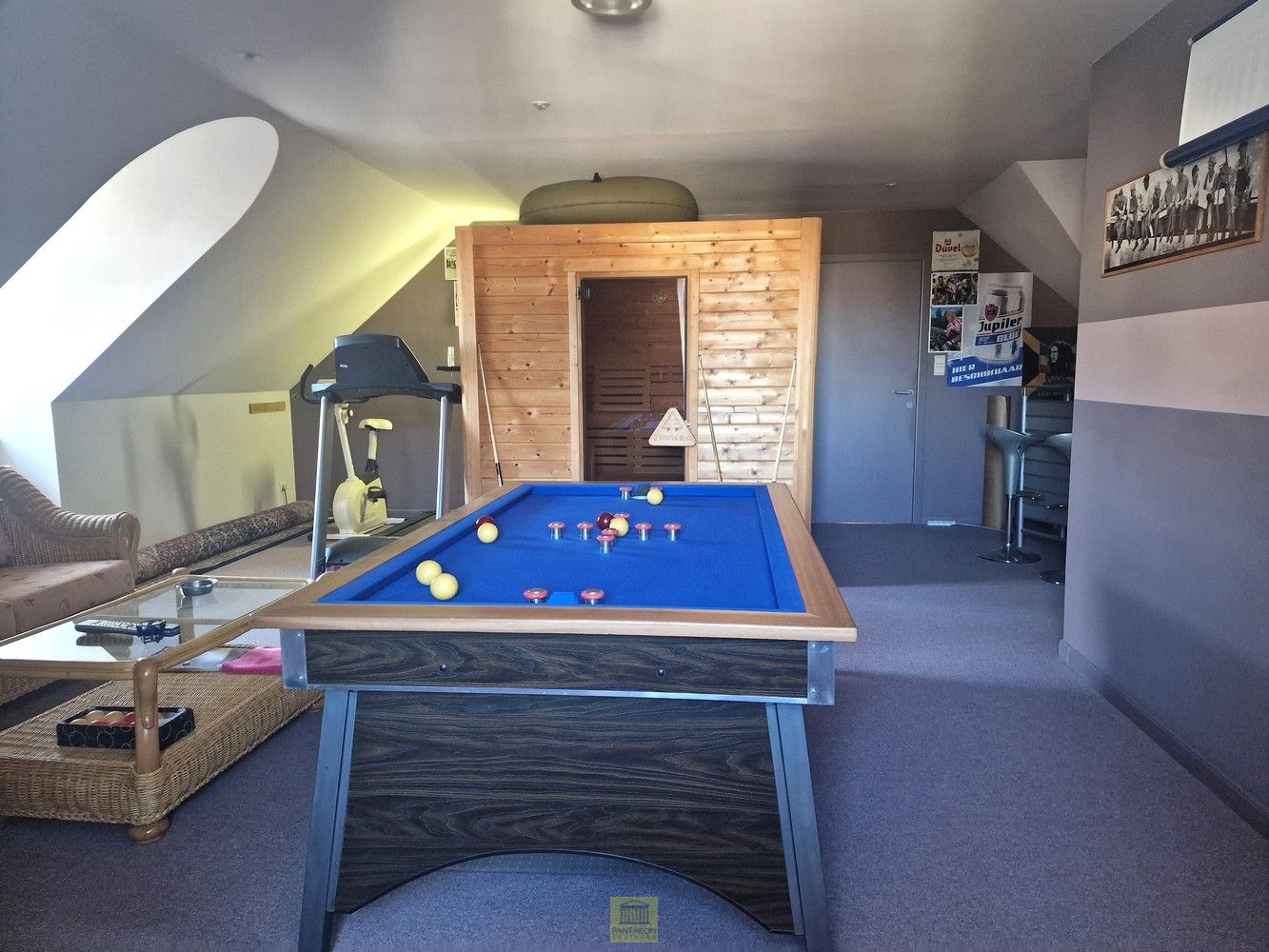 Charmante ruime villa in rustige, doodlopende straat foto 26