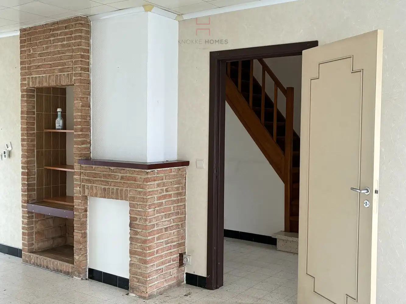 Ruime, op te frissen woning gelegen in een residentiële buurt in Heist-Aan-Zee foto 6