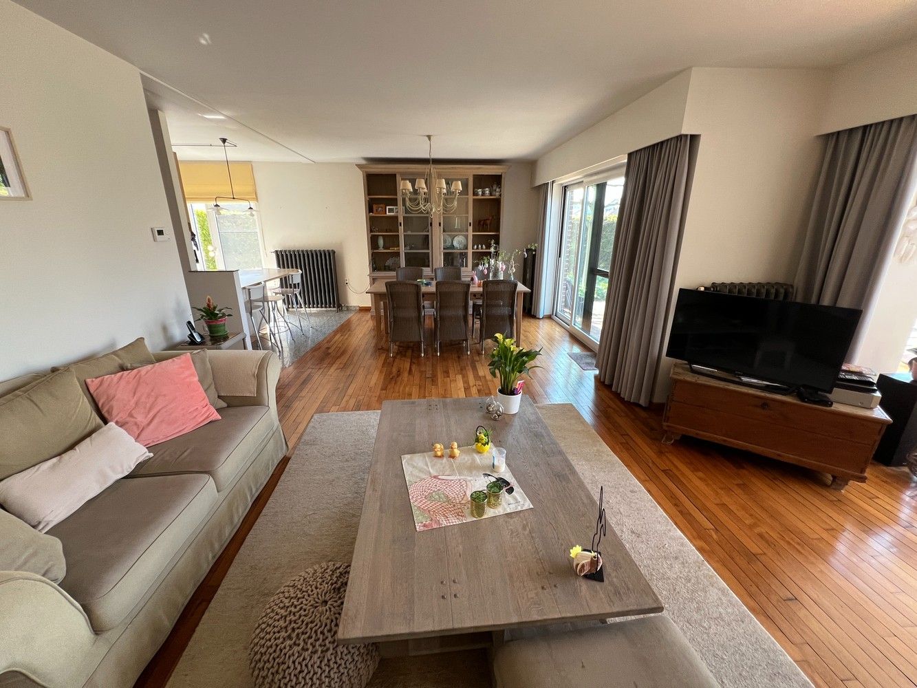 Luxueus gelijkvloers appartement met 3 slaapkamers, tuin en garage foto 3