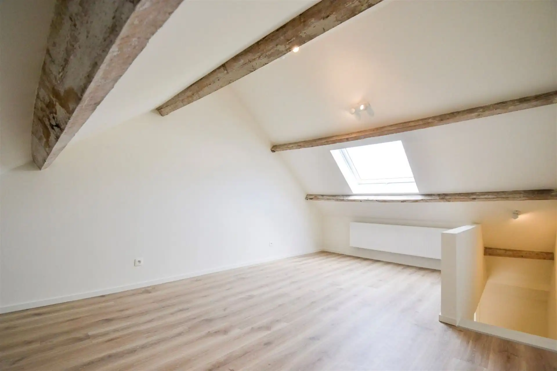 Centraal gelegen, instapklare stadswoning met 2 slaapkamers foto 16