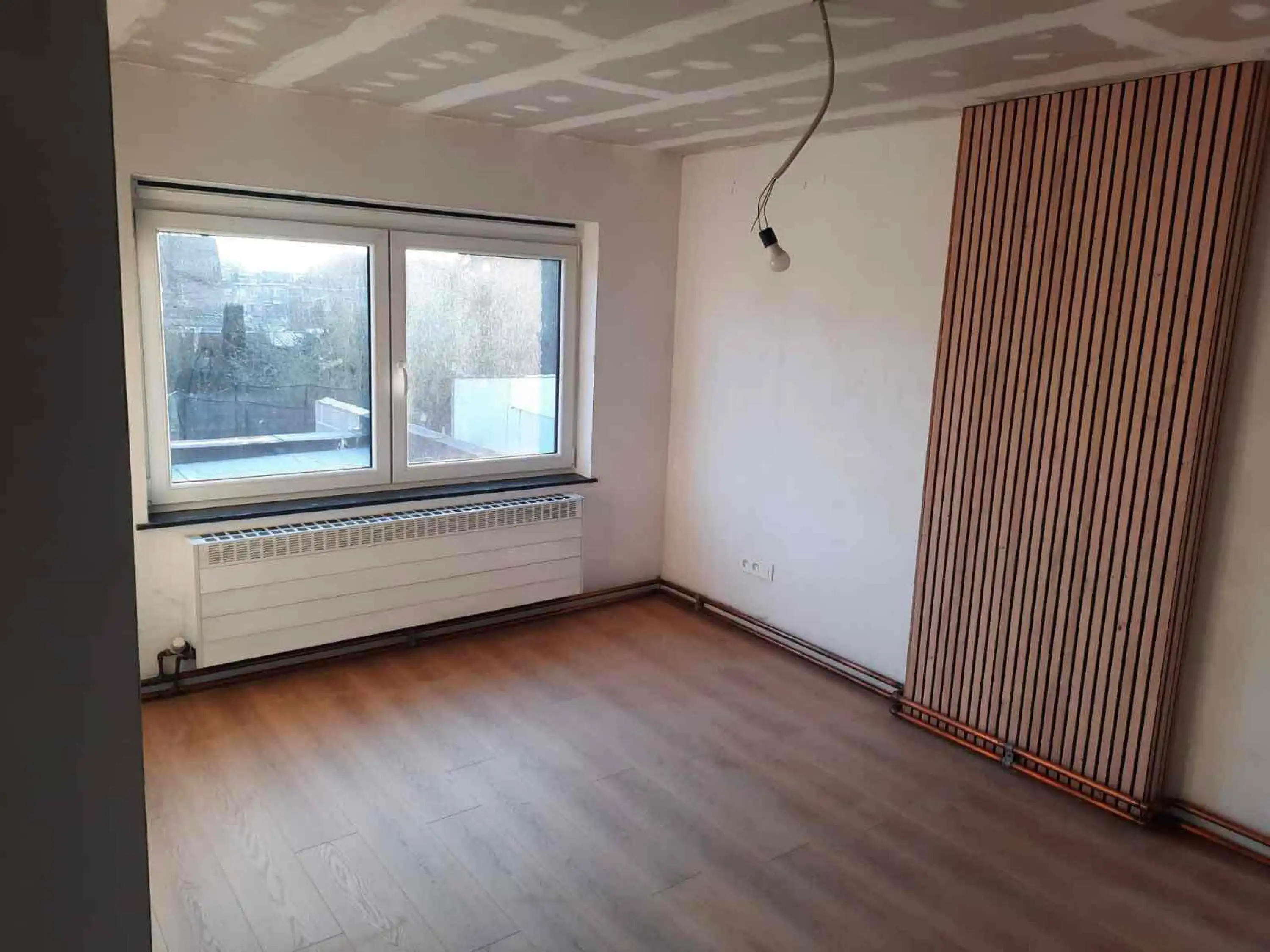 Vernieuwe woning met tuin aan zeer aantrekkelijke prijs! foto 6