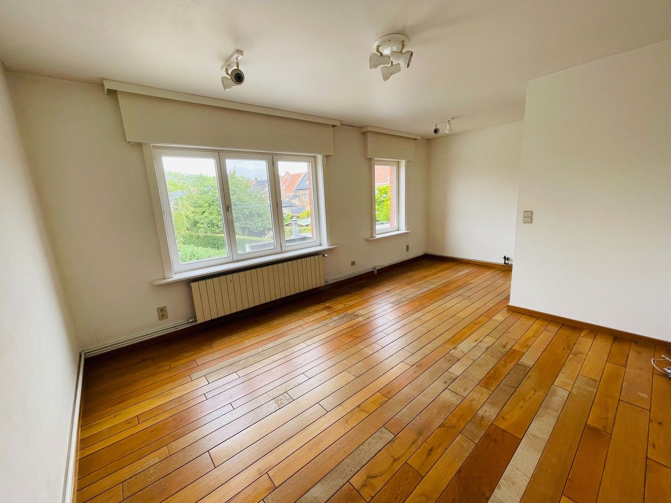 Vooraan Sint-Pieters, Energiezuinig gezellig INSTAPKLAAR woonhuis met GROTE TUIN , 2 Grote slaapkamers, 9 ZONNEPANELEN. foto 10