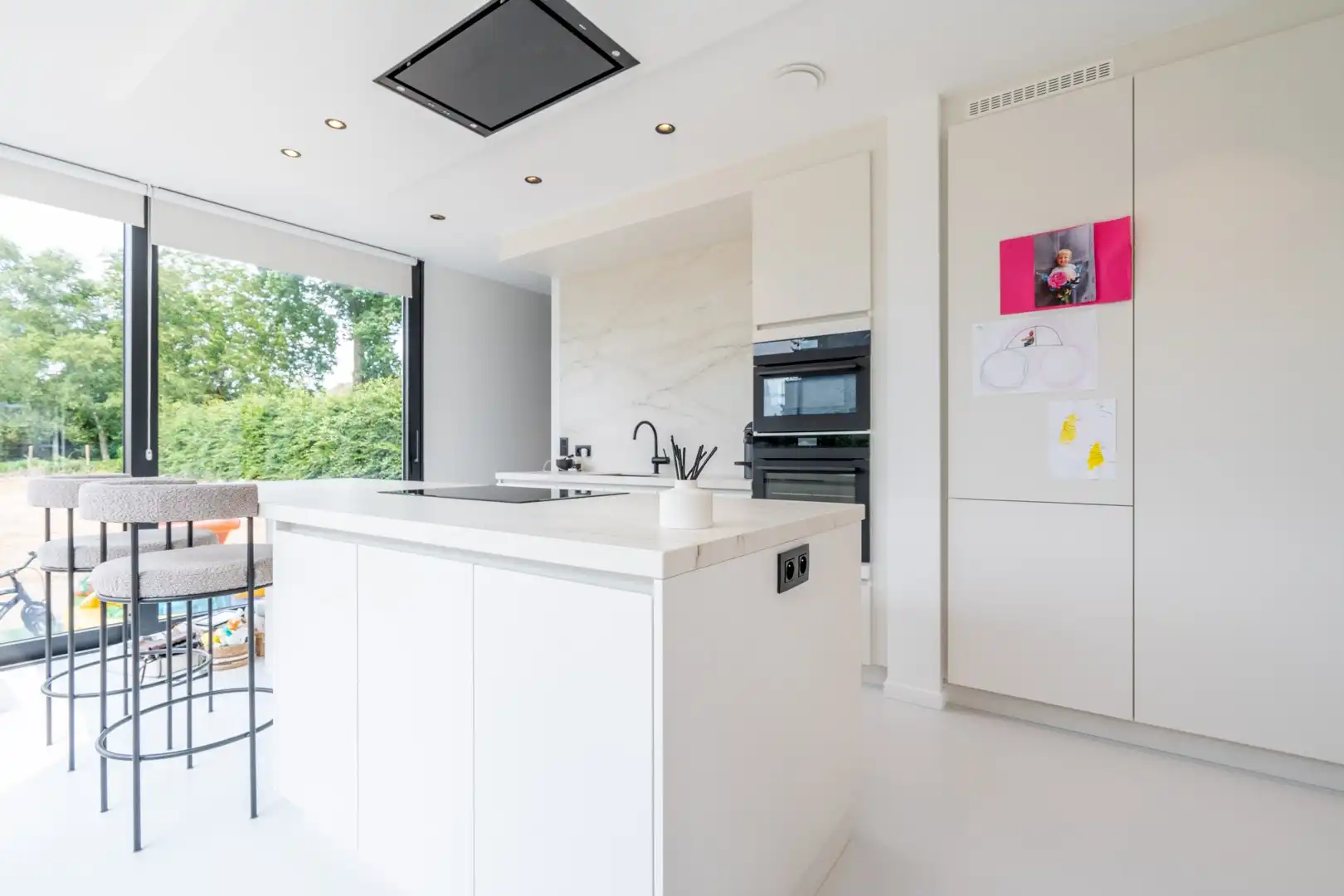 Instapklare woning met 3 slpkmrs op een perceel van 890m²! foto 14