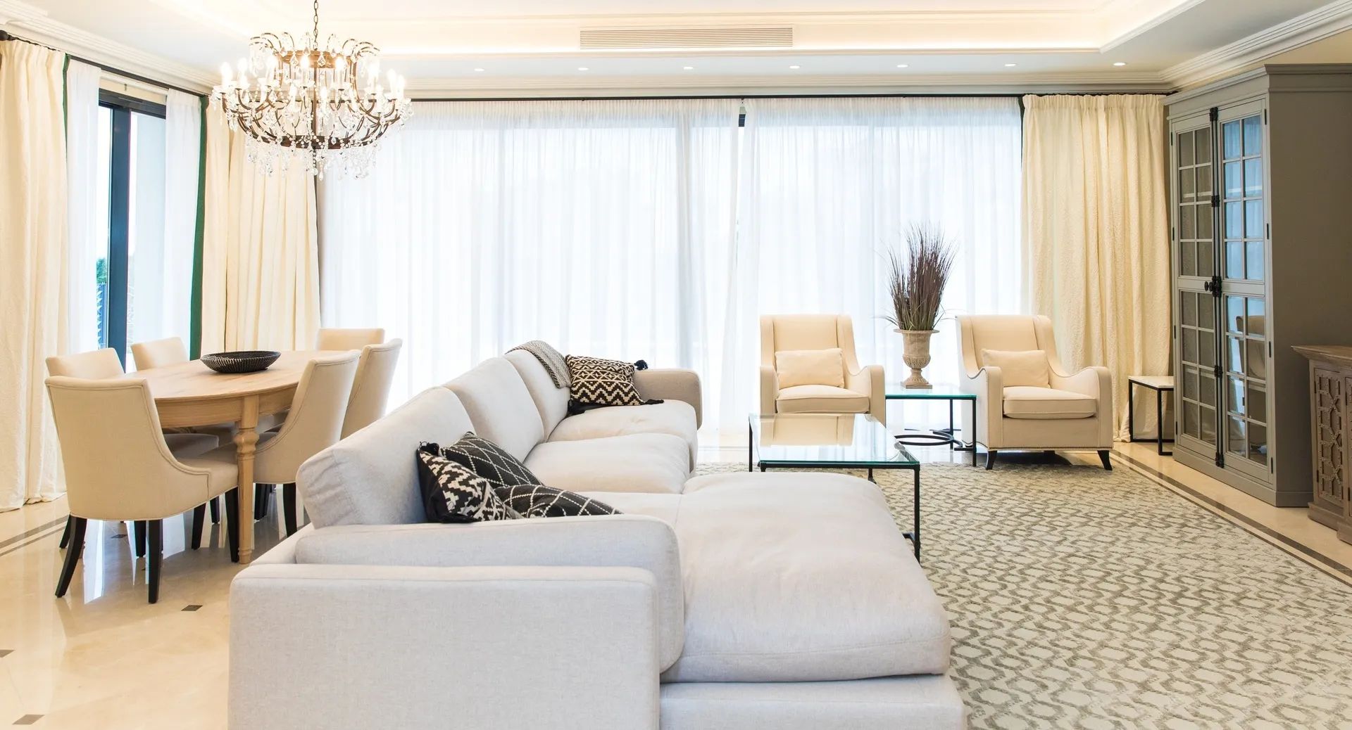 Luxe leven op hoog niveau – adembenemende nieuwbouwvilla met panoramisch zeezicht aan de Costa del Sol foto 6