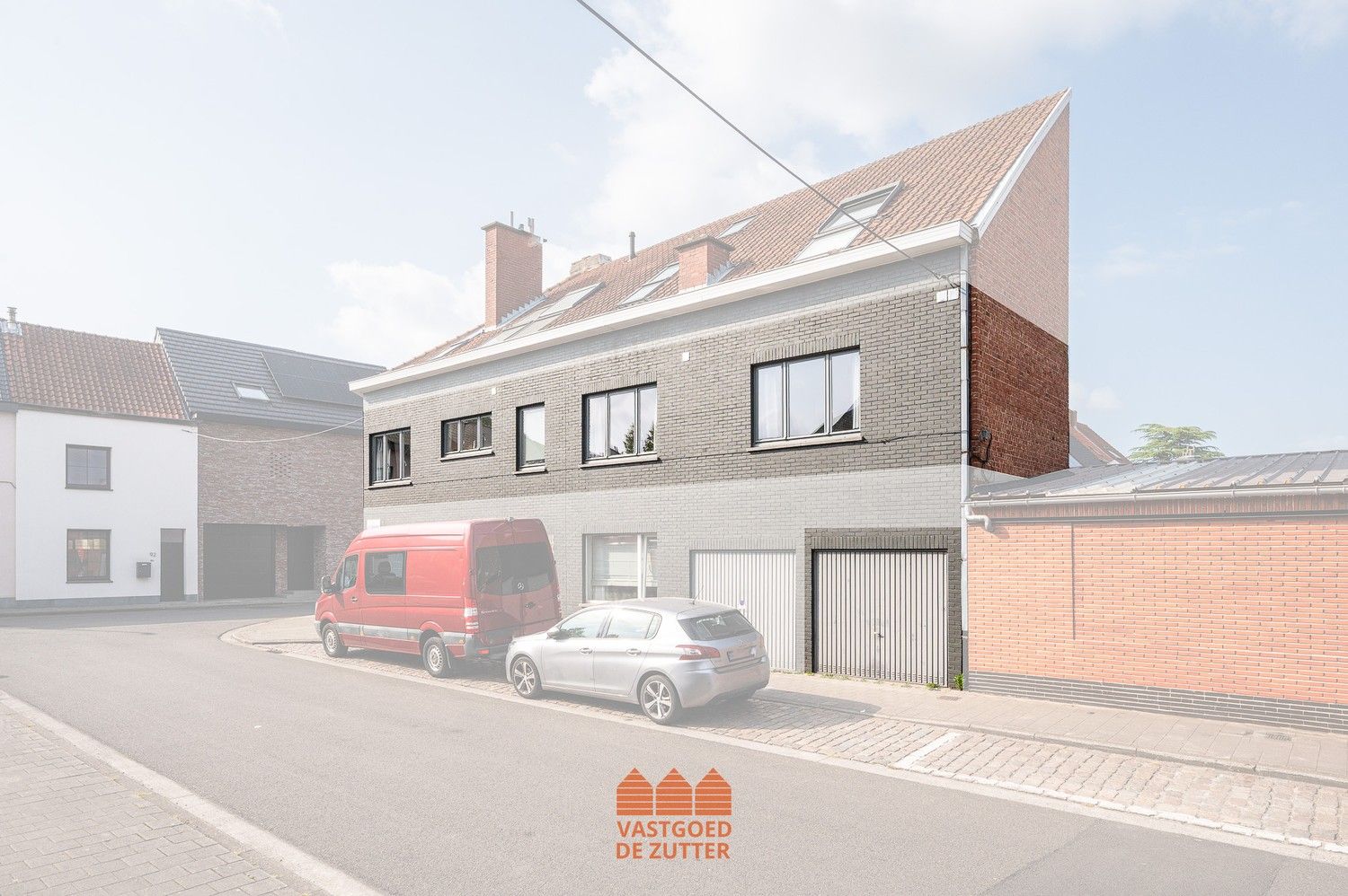 Twee slaapkamer appartement met garage te Gentbrugge. foto 12