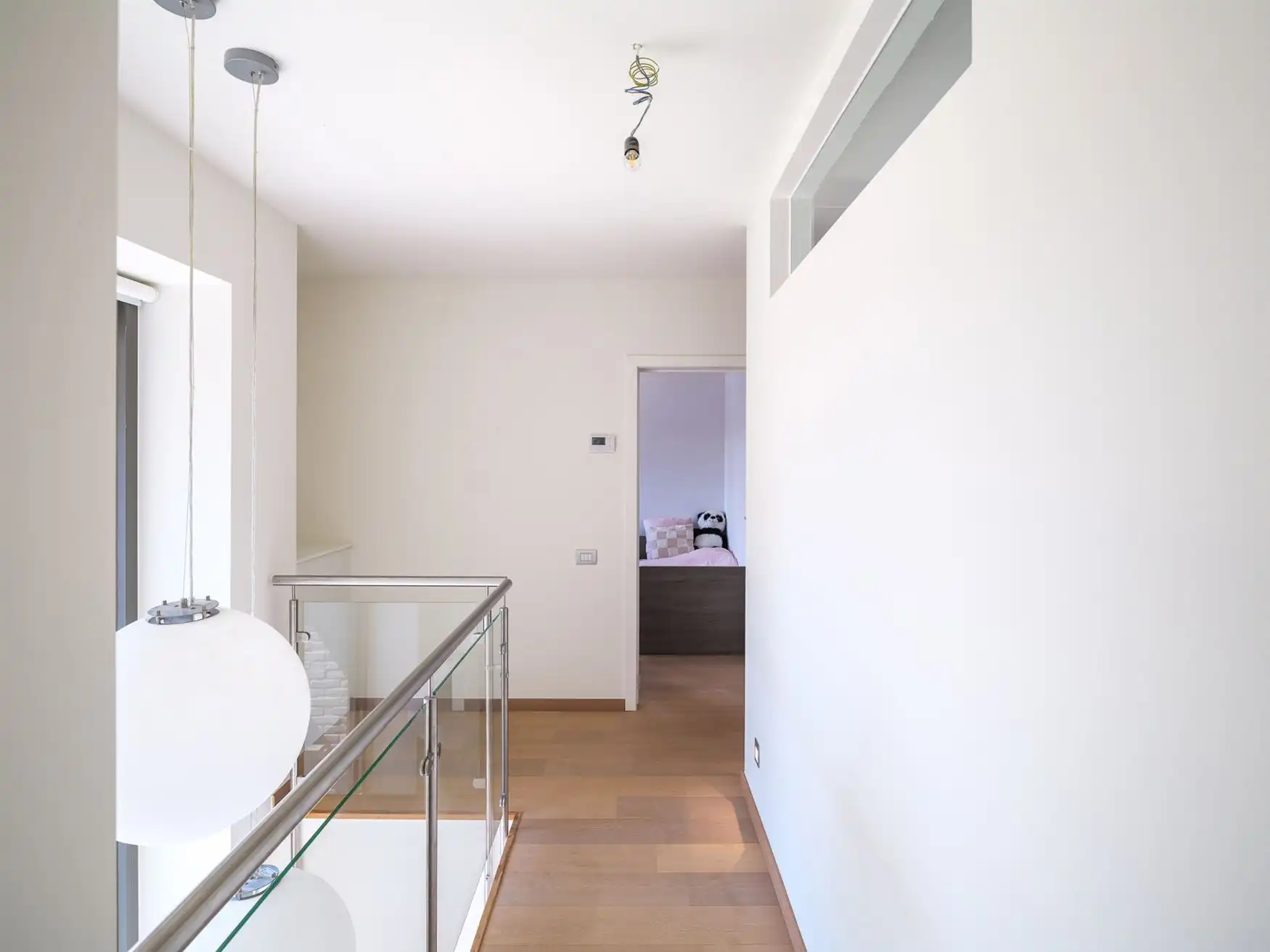 Gezinswoning met vijf slaapkamers en zwembad foto 11