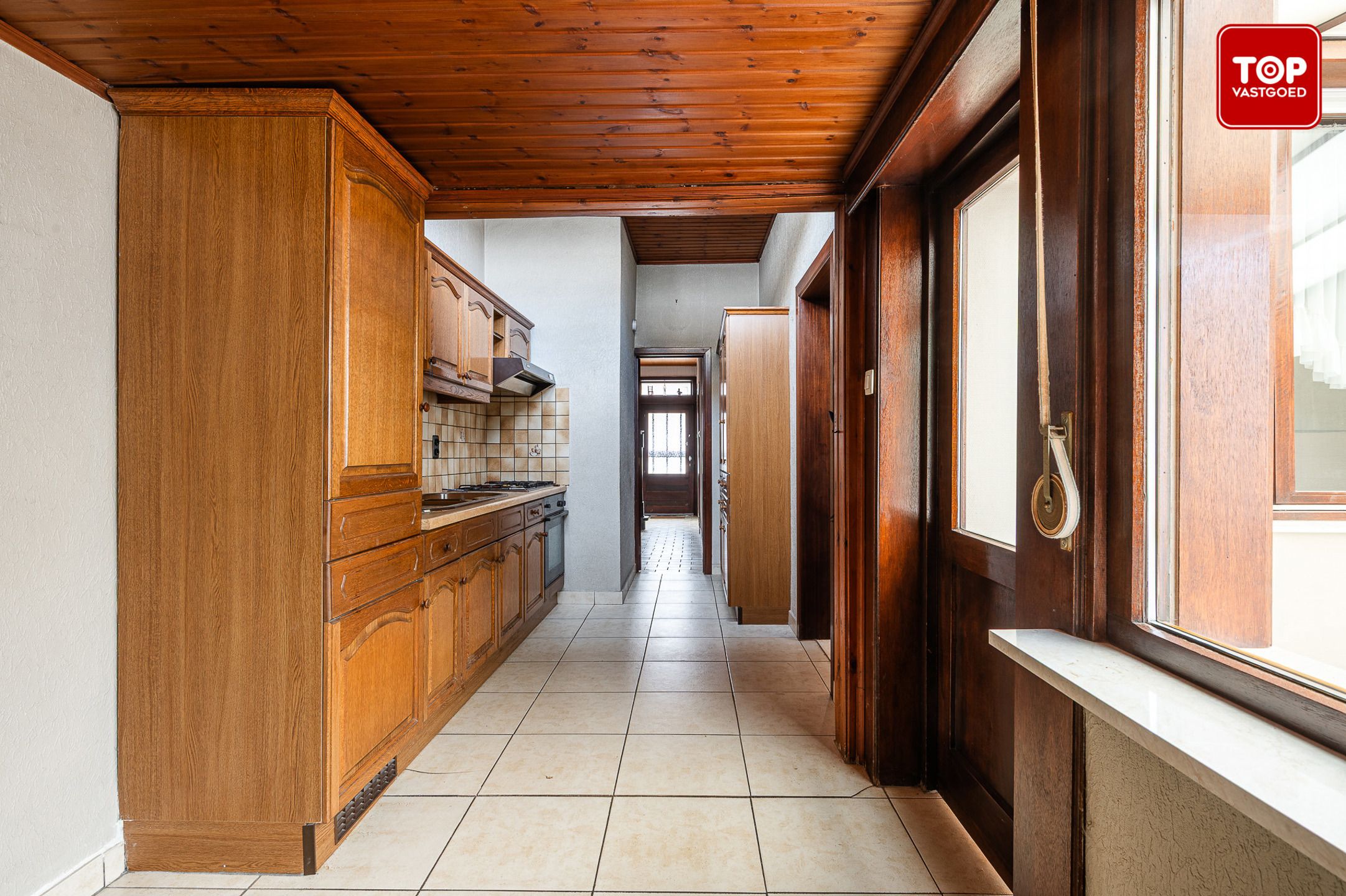 Ruime te renoveren woning met 6 slaapkamers te koop in Gent foto 10