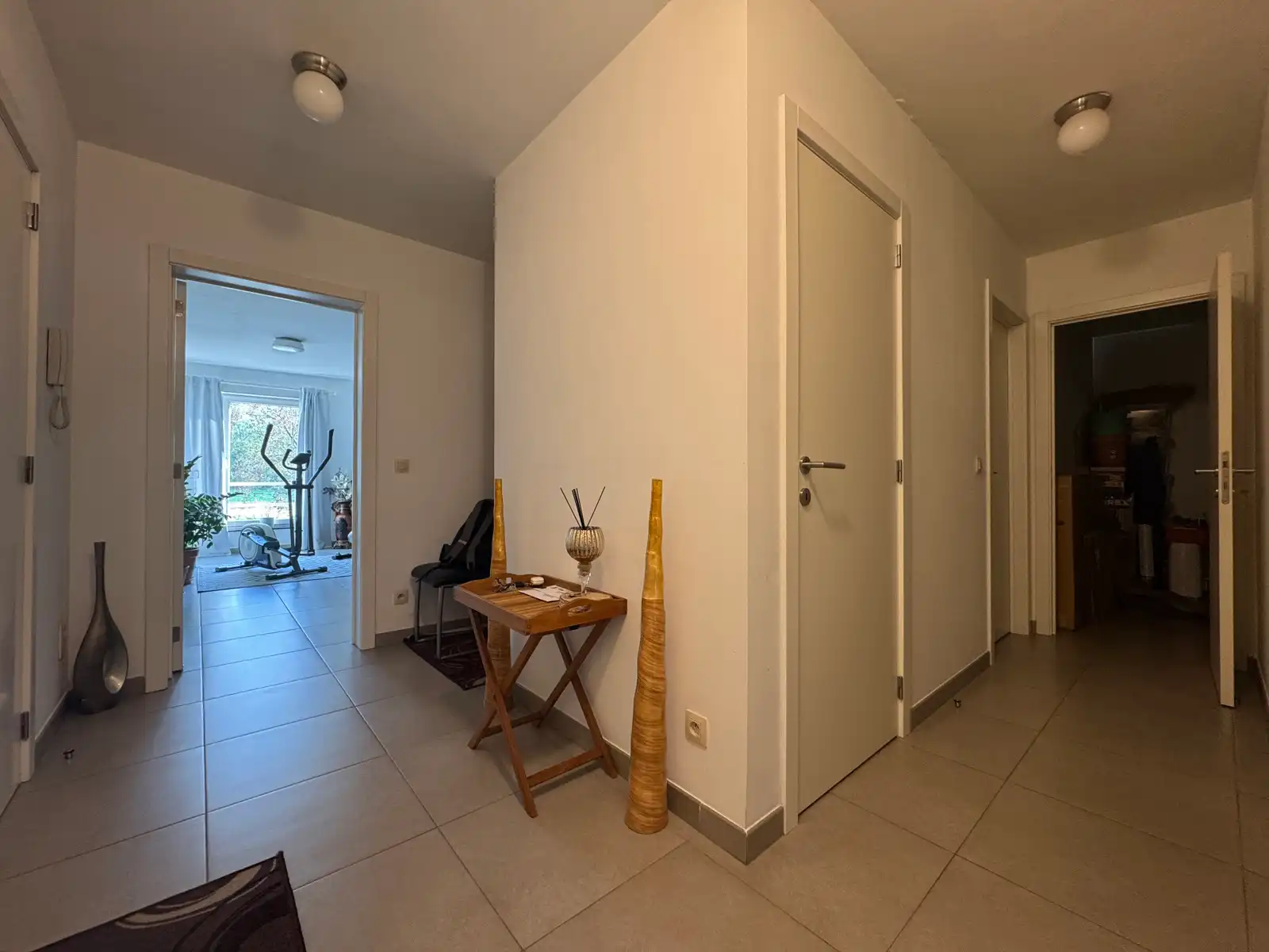 Te huur: 3 slaapkamers appartement met ruim terras te Erpe! foto 9
