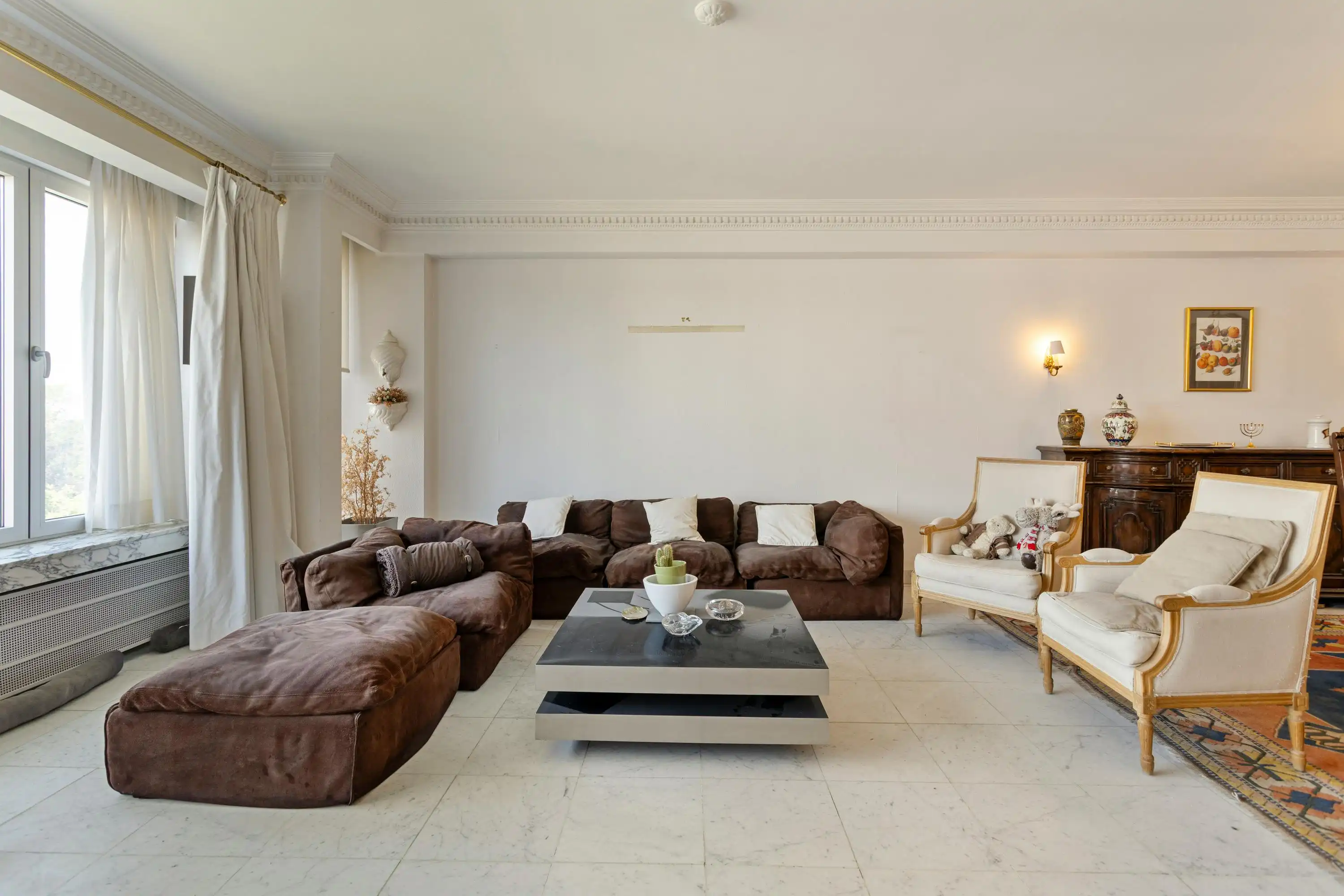 Ruim appartement (ca. 146m²) te koop aan de Italiëlei in Antwerpen foto 5