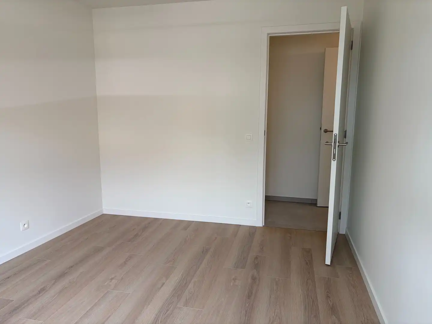 Modern en energiezuinig nieuwbouwappartement met ruim terras. foto 5