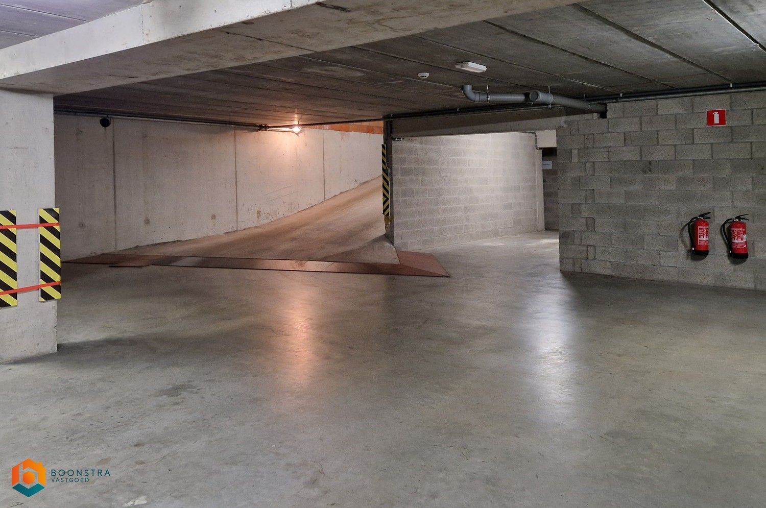 Ondergrondse parkeerplaats te Reet foto 3