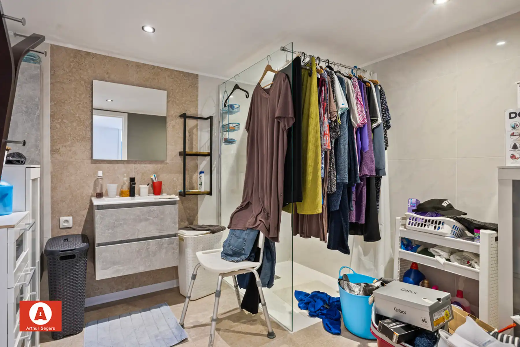 Instapklare Gezinswoning mét 4 slaapkamers - rustige ligging foto 13