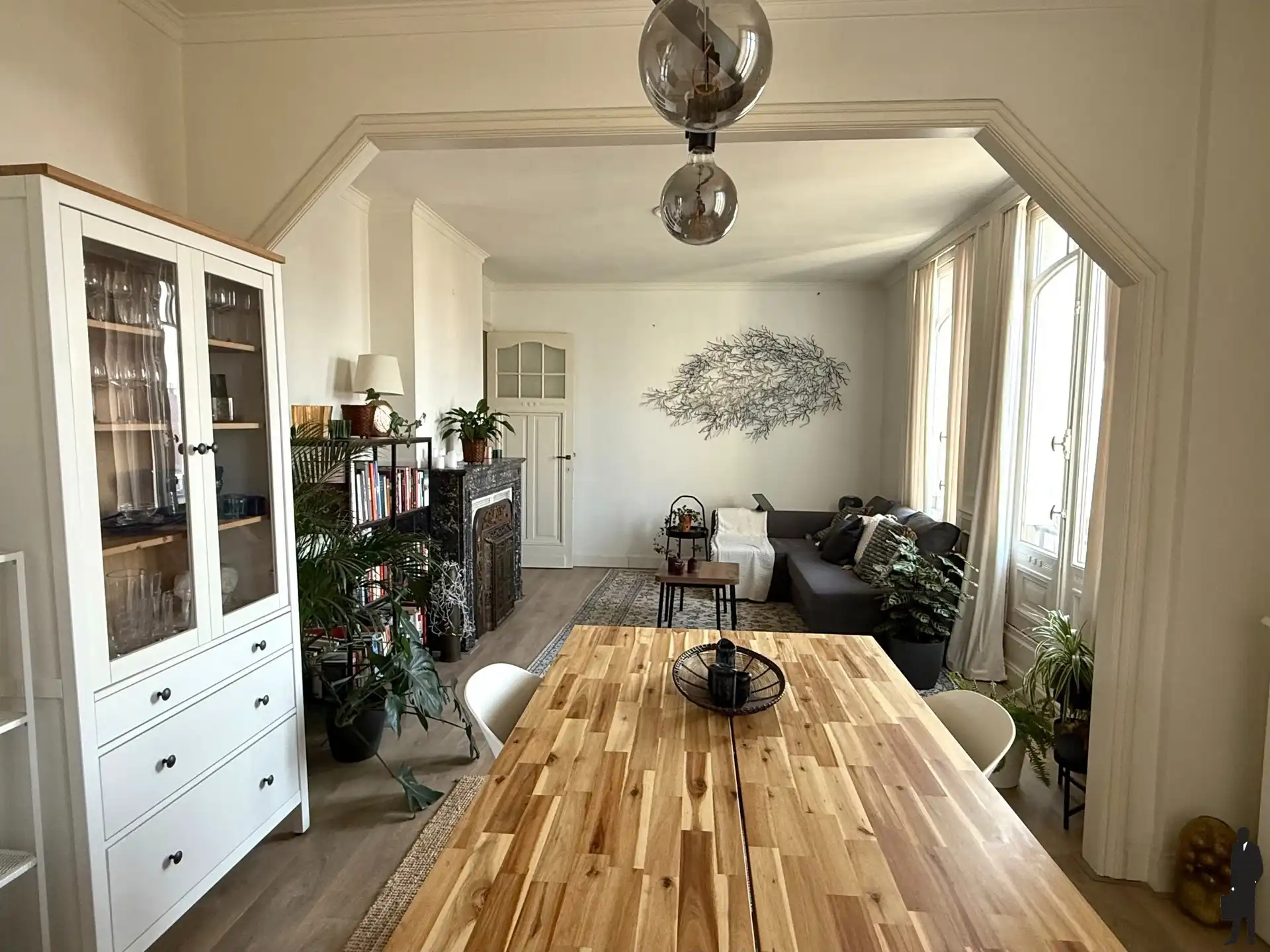 Authentiek gerenoveerd appartement (ca. 90m²) in Art Nouveau stijl  foto 2