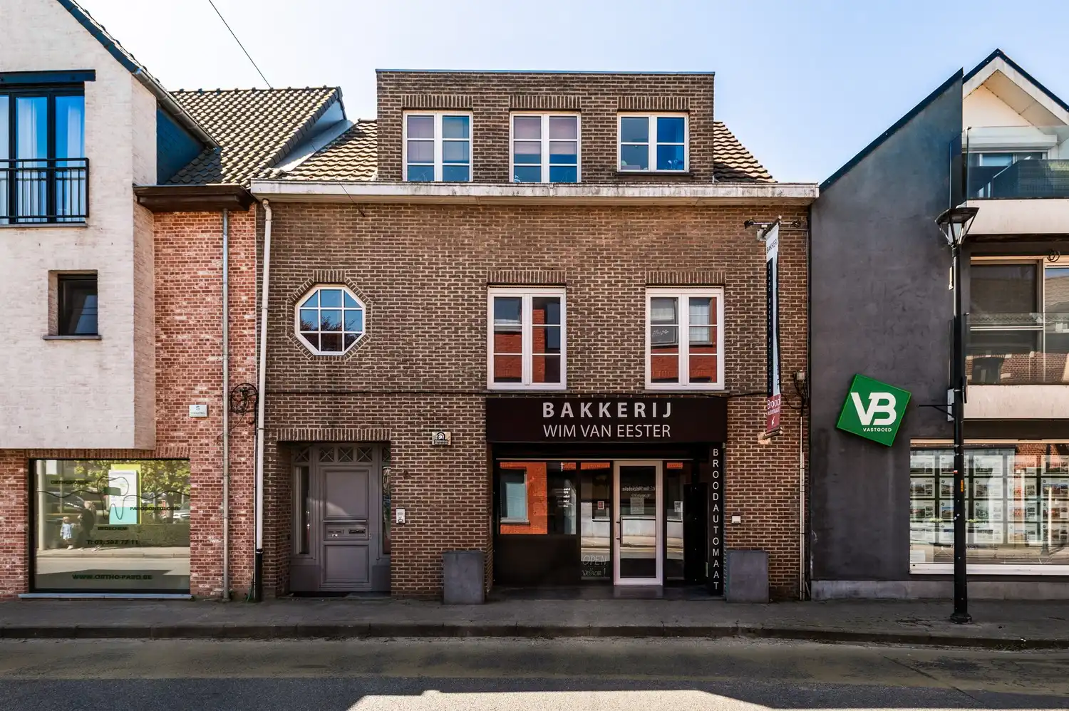 Ruim appartement (94 m²) met twee slaapkamers in het centrum van Broechem! foto 15