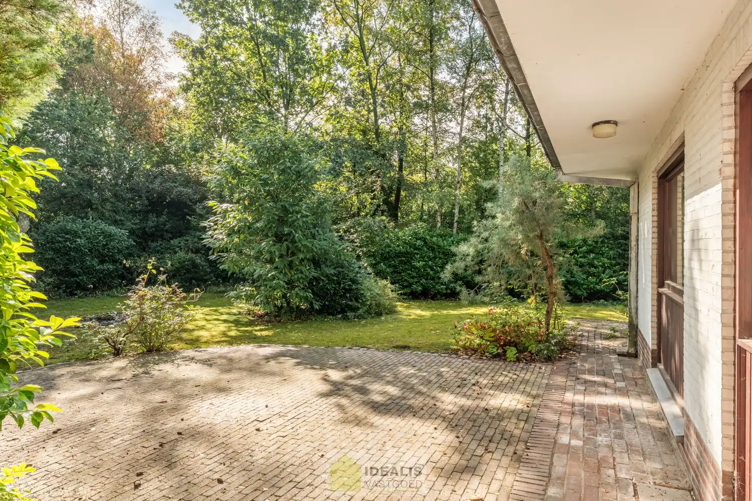 TE RENOVEREN WONING MET 5 SLAAPKAMERS OP EEN PRACHTIG PERCEEL VAN 15A 75CA OP EEN UITZONDERLIJKE RUSTIGE EN GROENE LIGGING IN EEN DE VILLAWIJK ACHEL STATIE foto 9