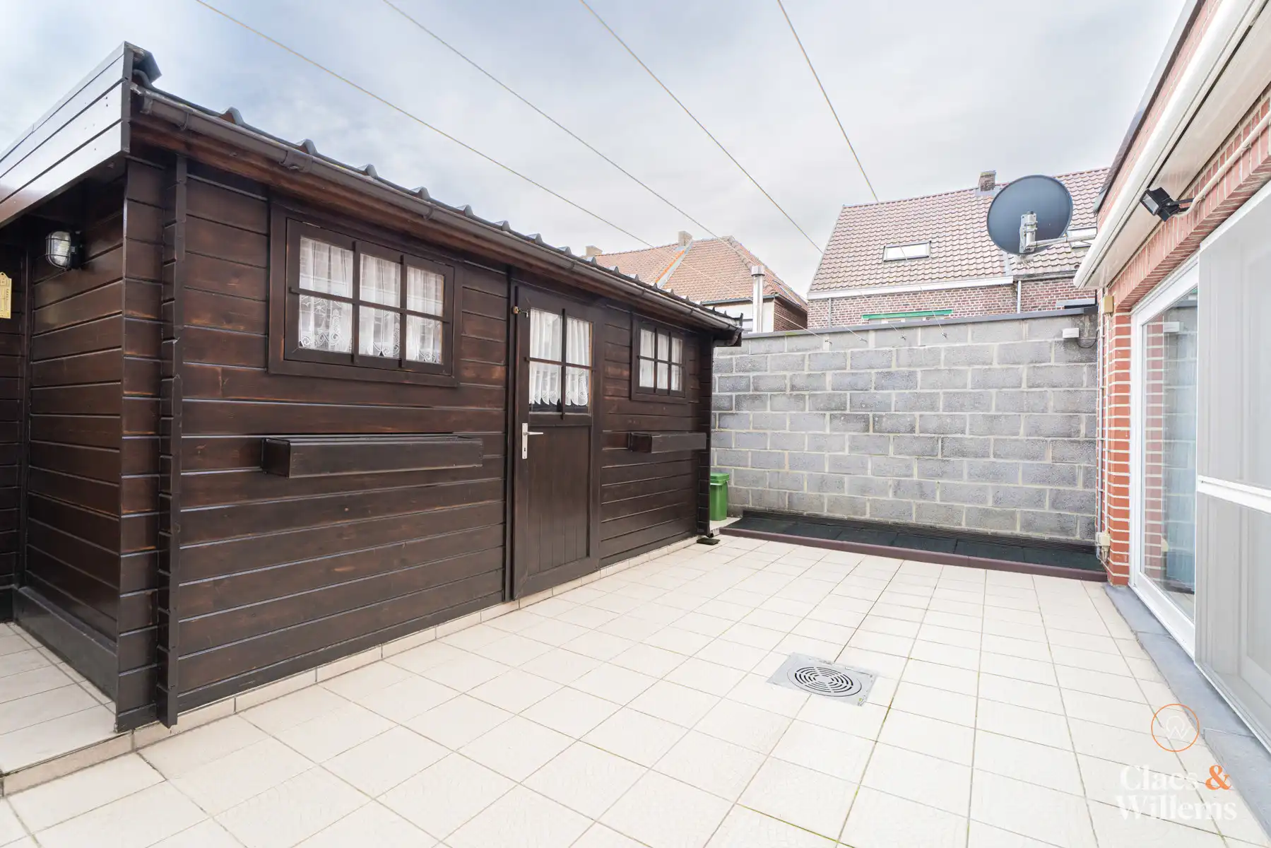 Gezinswoning met garage en airco in Ninove, goed gelegen nabij bus en trein foto 9