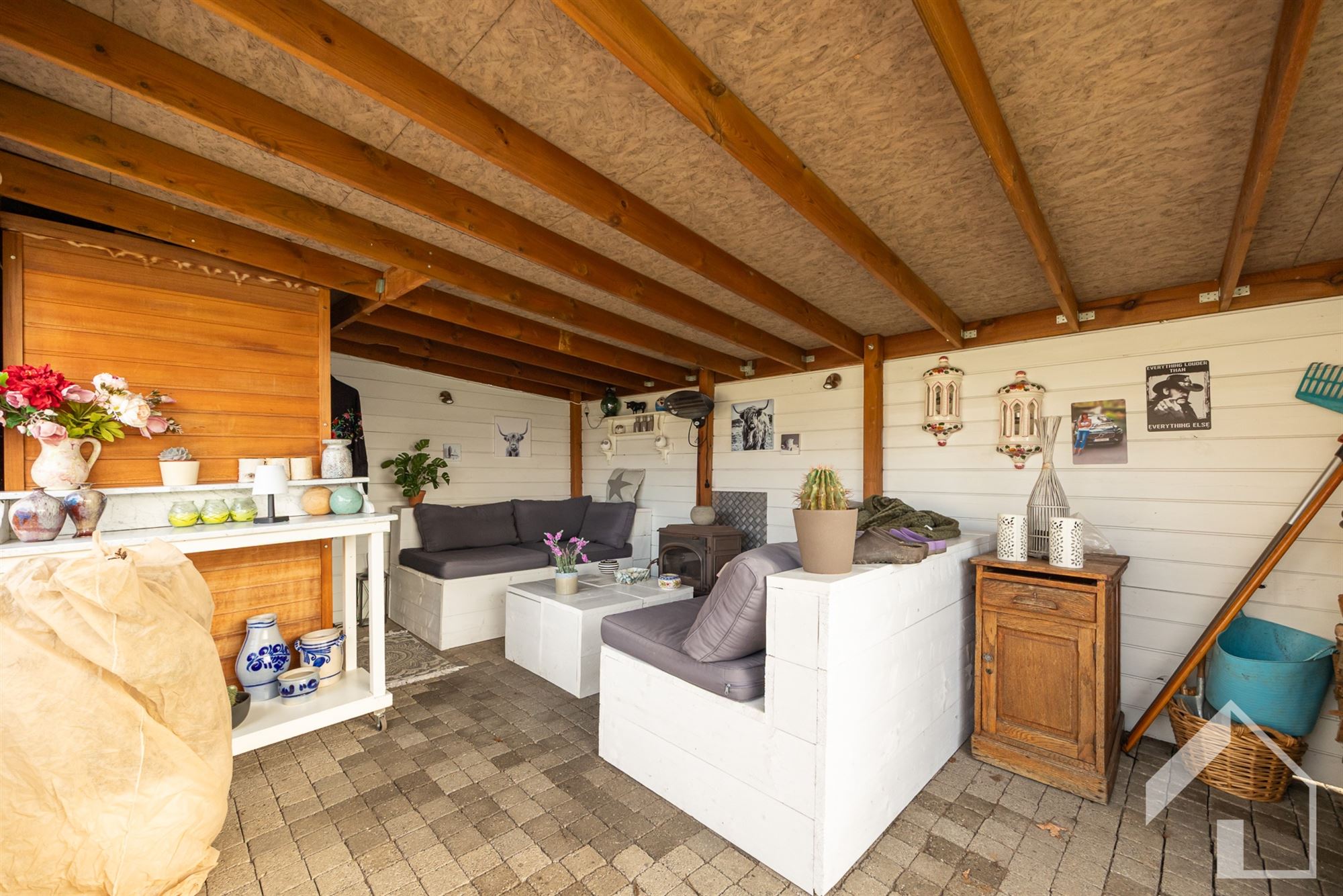 Gezellige woning met 1 slaapkamer op een perceel van 1192m2 foto 15