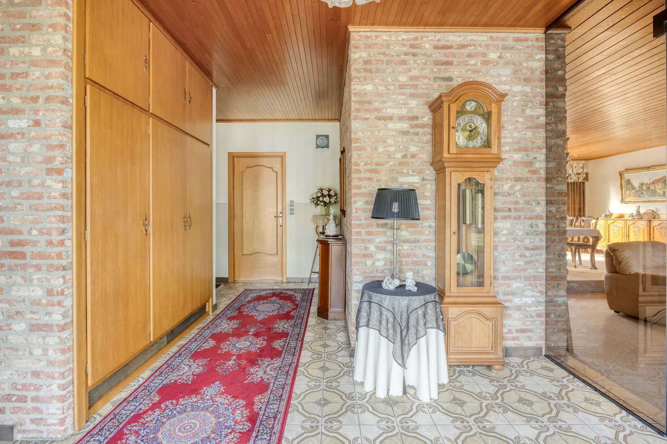 Prima onderhouden laagbouwwoning op uitzonderlijk perceel foto 3