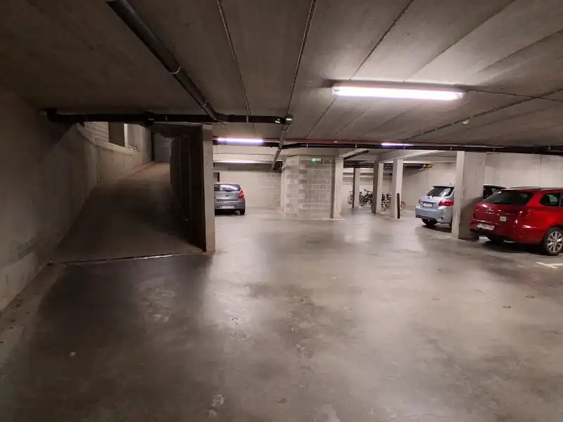 Garage te koop in het hart van Mechelen foto 4