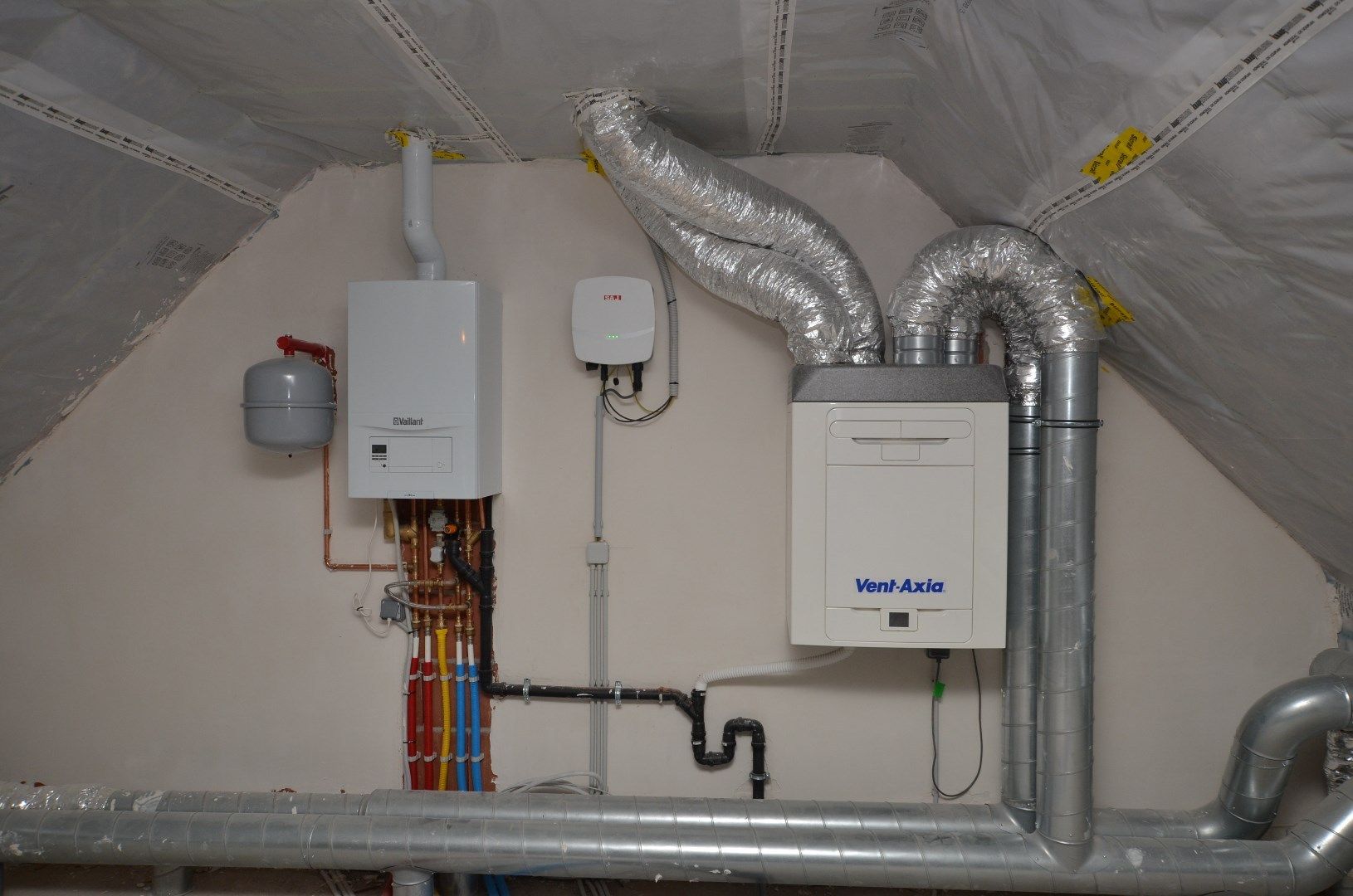 Woning met 2 auto-staanplaatsen foto 15