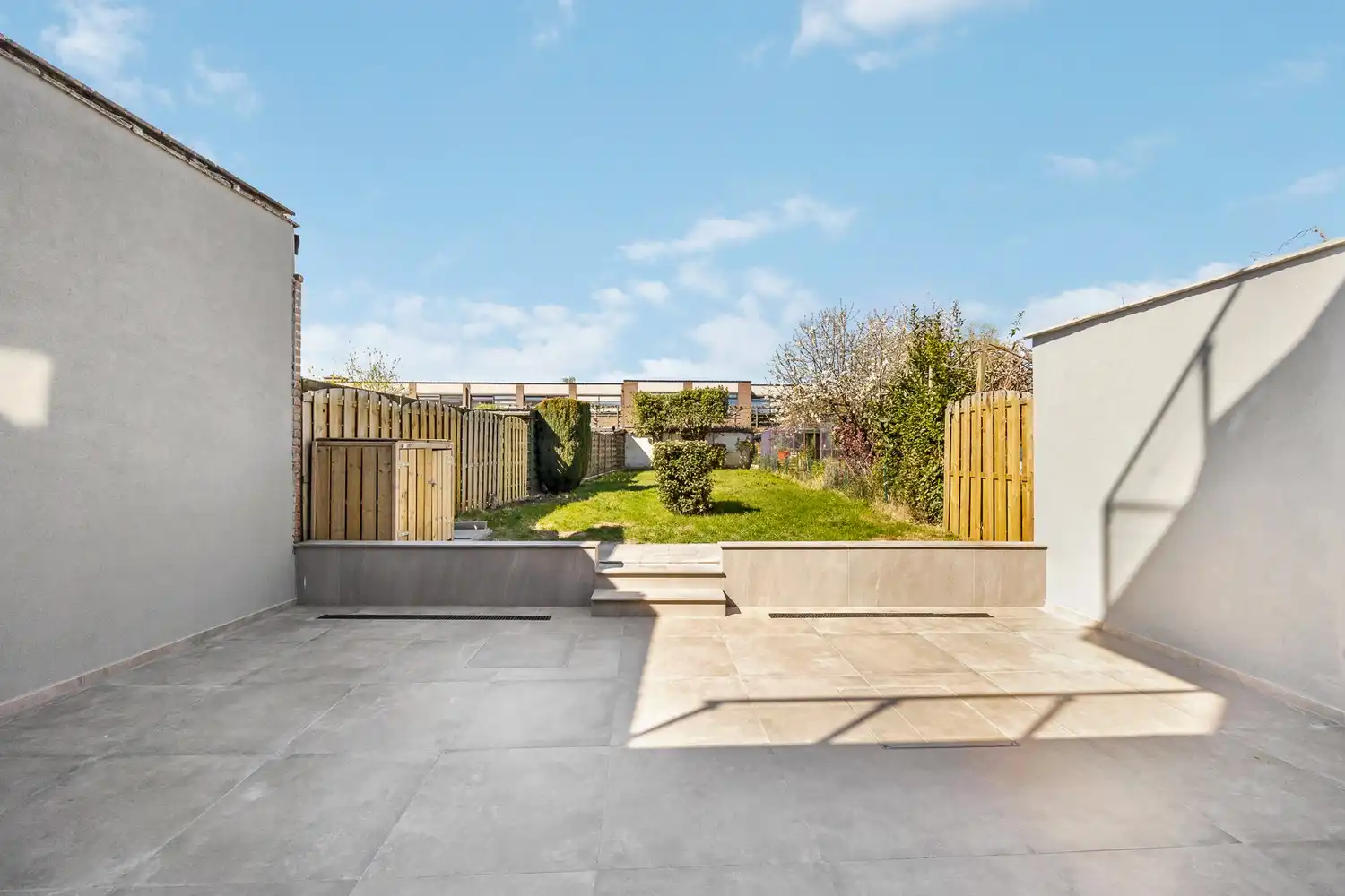 Modern gelijkvloers appartement met een zeer grote tuin (±200m²)  in hartje Sint-Niklaas! foto 13