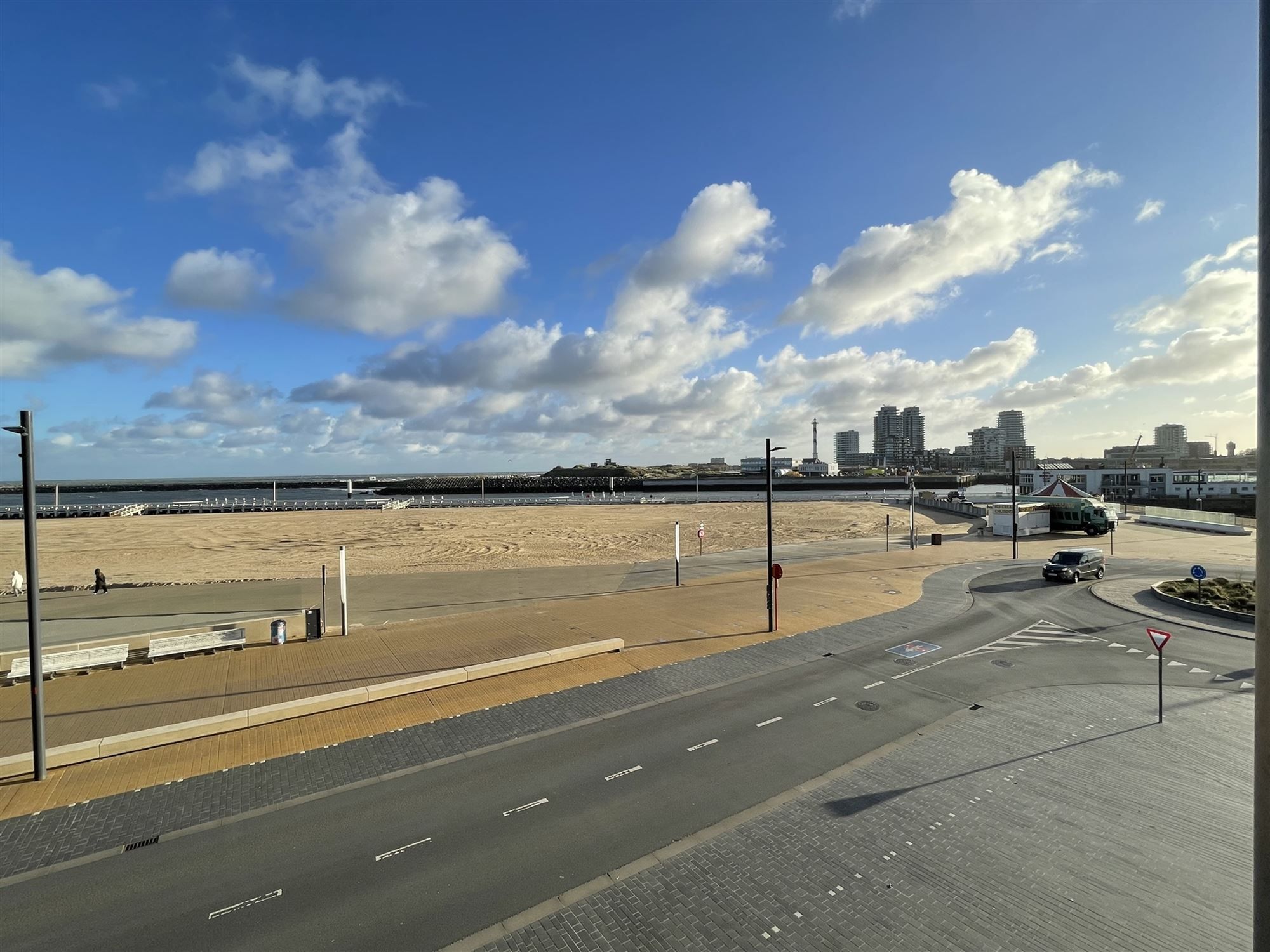 Gemeubeld appartement op de zeedijk foto 9