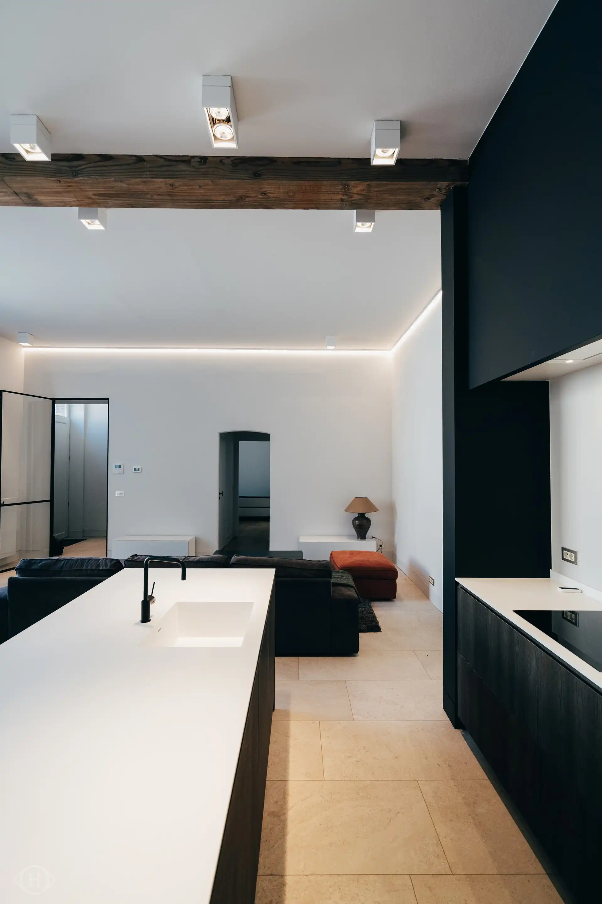 Uniek éénslaapkamer appartement in gerenoveerde hoeve foto 6