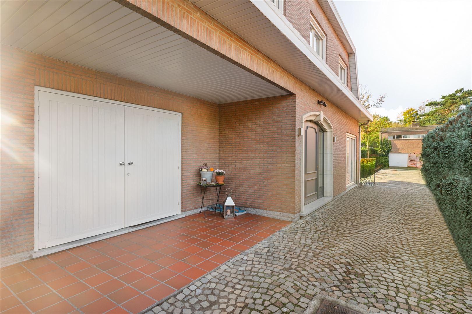 Prima onderhouden woning met 4 slaapkamers en prachtige tuin. foto 7