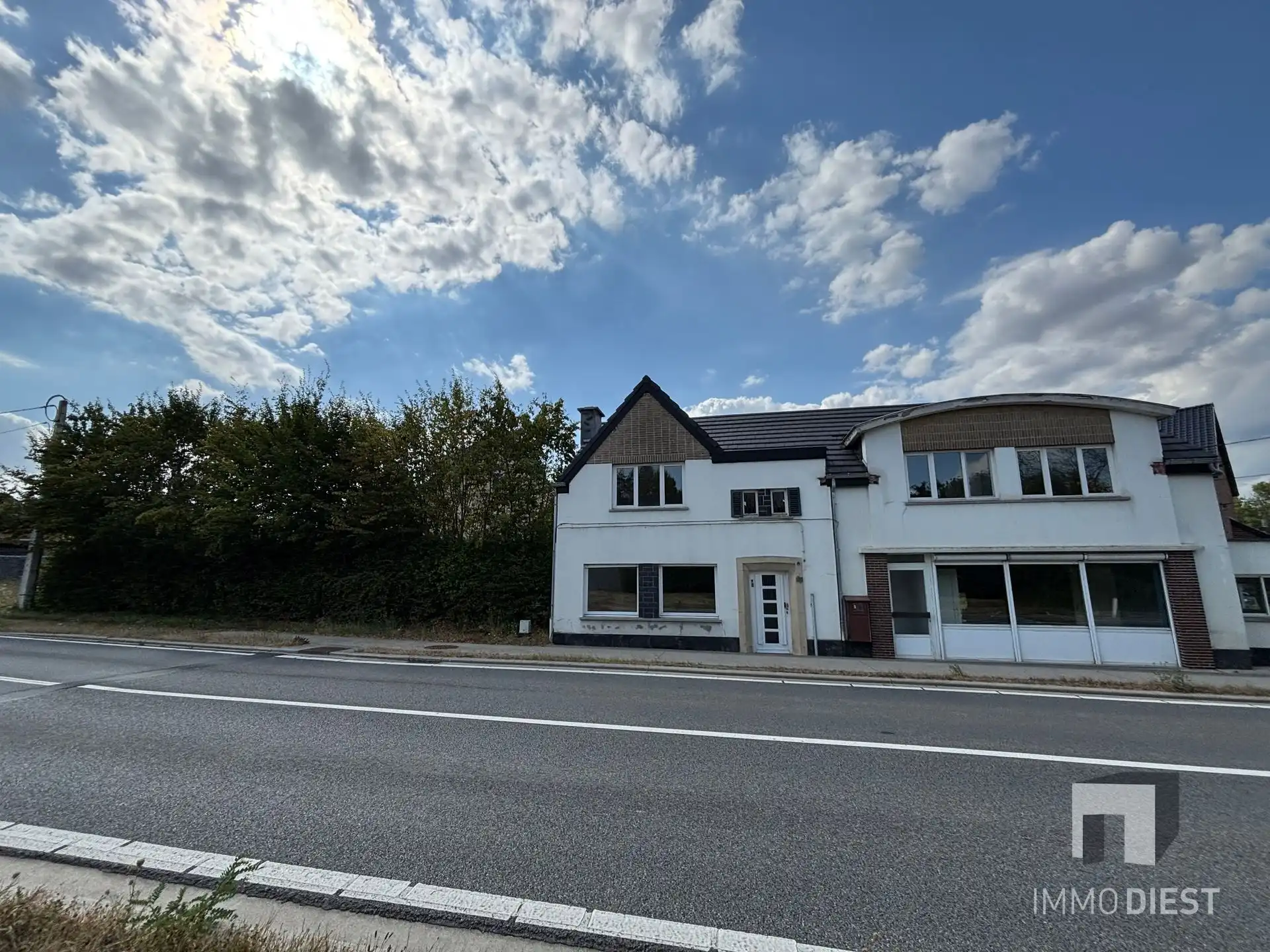 Ruime betaalbare woning met veranda en bijgebouw foto 66