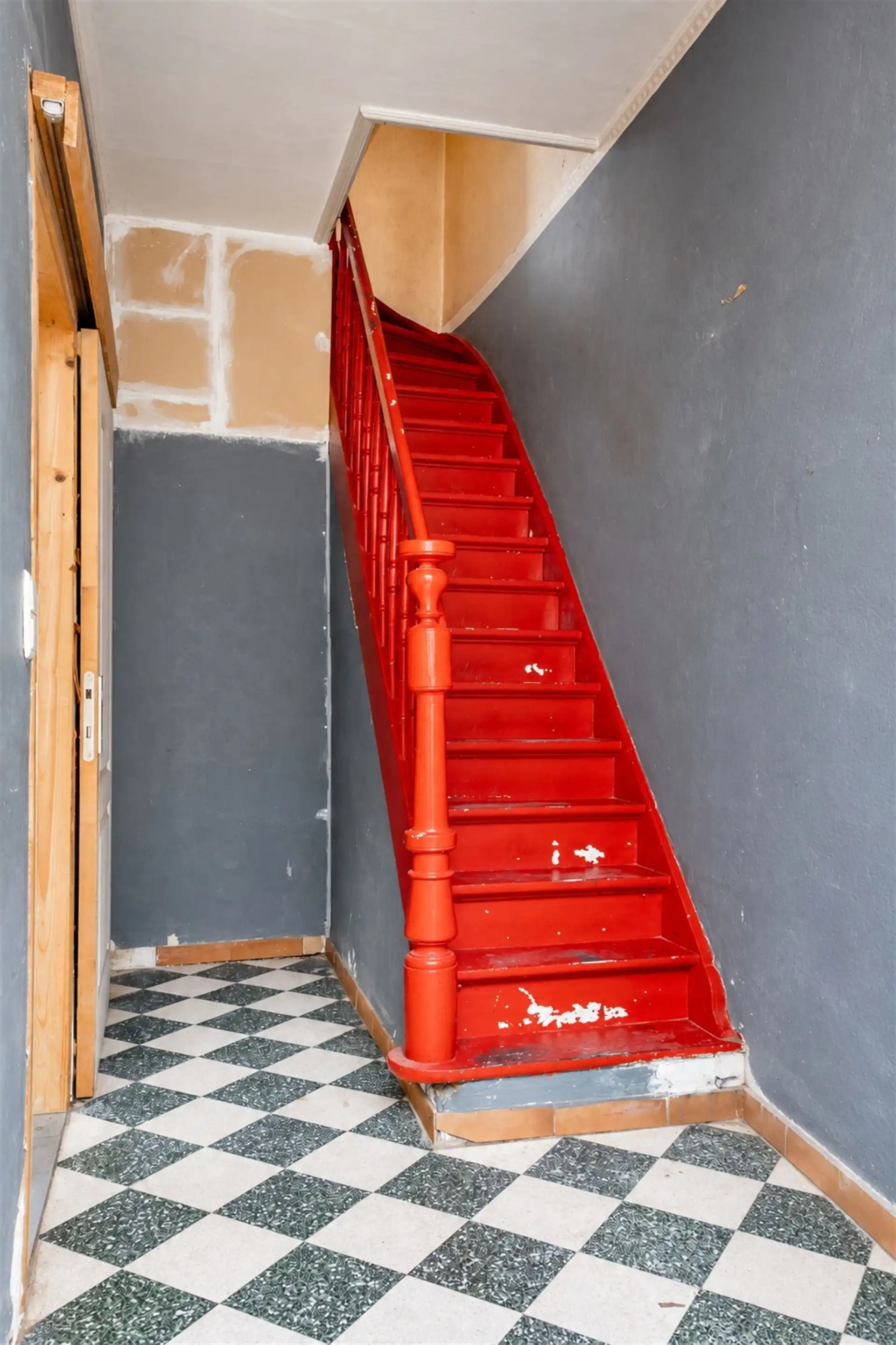 Stadswoning met renovatiepotentieel in hartje Lier foto 7