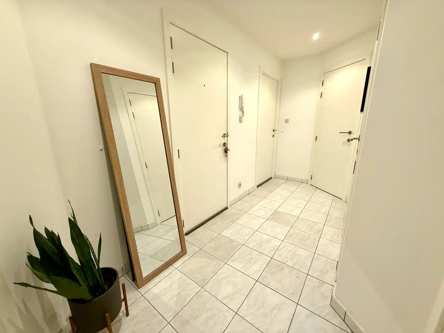 Superleuk bemeubeld dakappartement met penthousegevoel, pal in het centrum van Deinze. foto 12