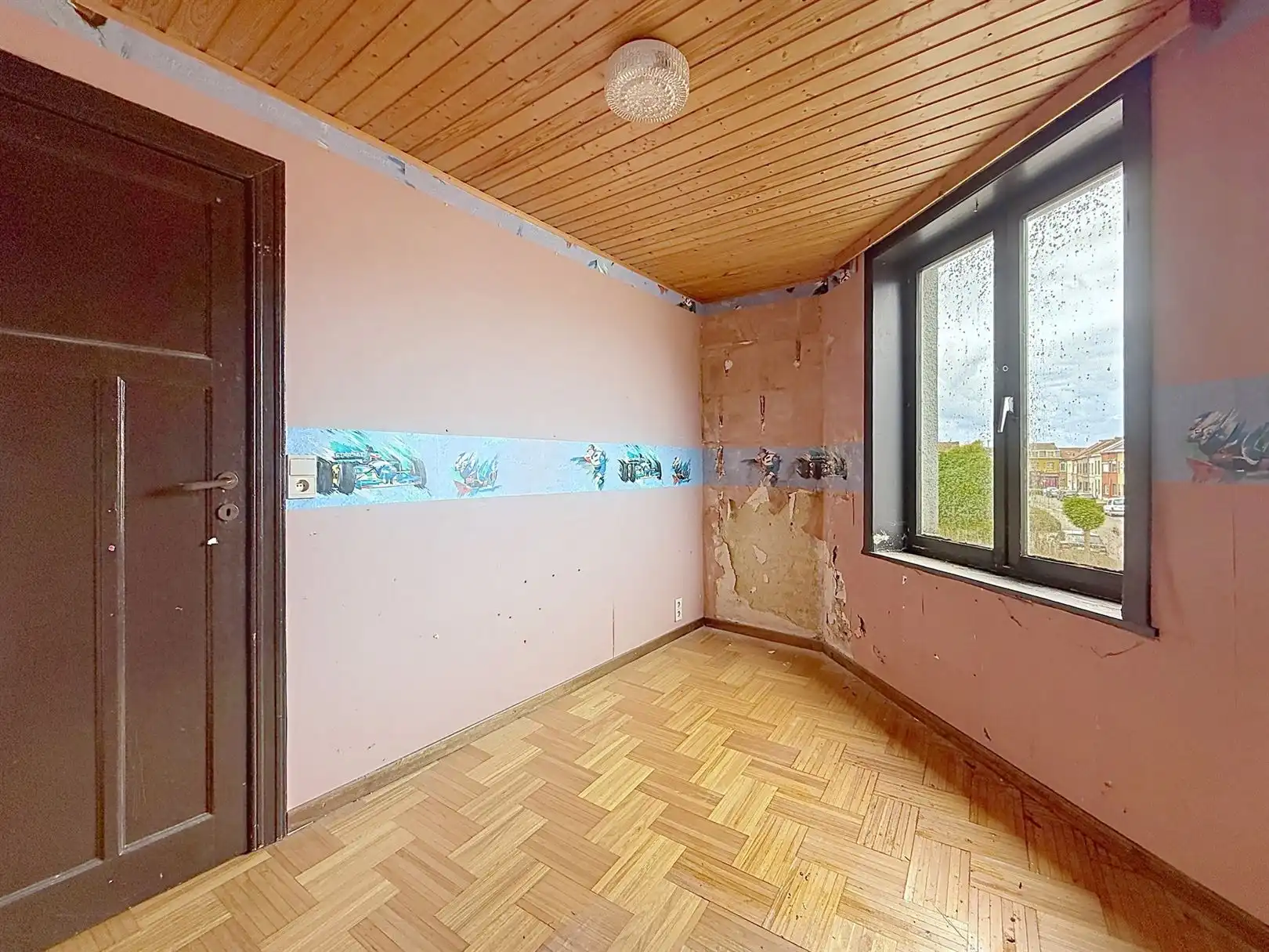 Te renoveren halfopen bebouwing, 4 slpks, garage en tuin foto 21