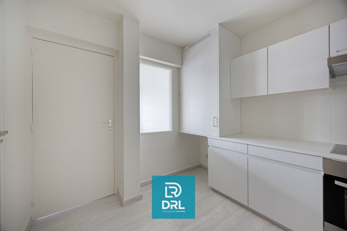 Prachtig appartement met open zicht op ’t Zand in hartje Brugge! foto 6