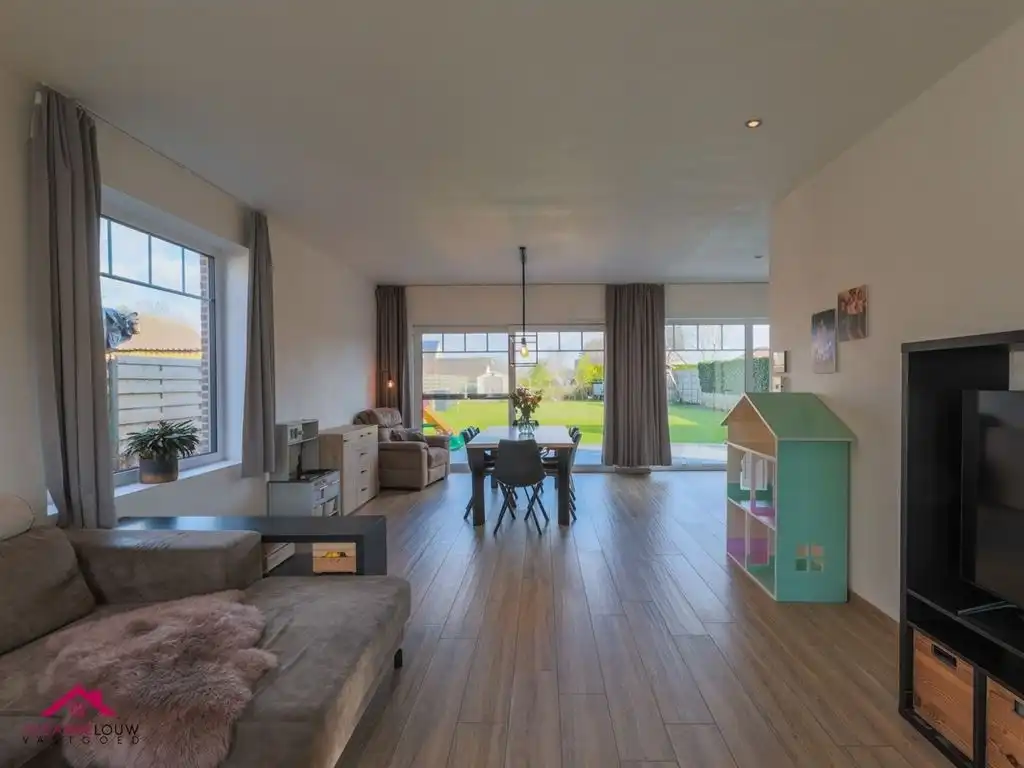 Energiezuinige vrijstaande woning in landelijke stijl foto 18