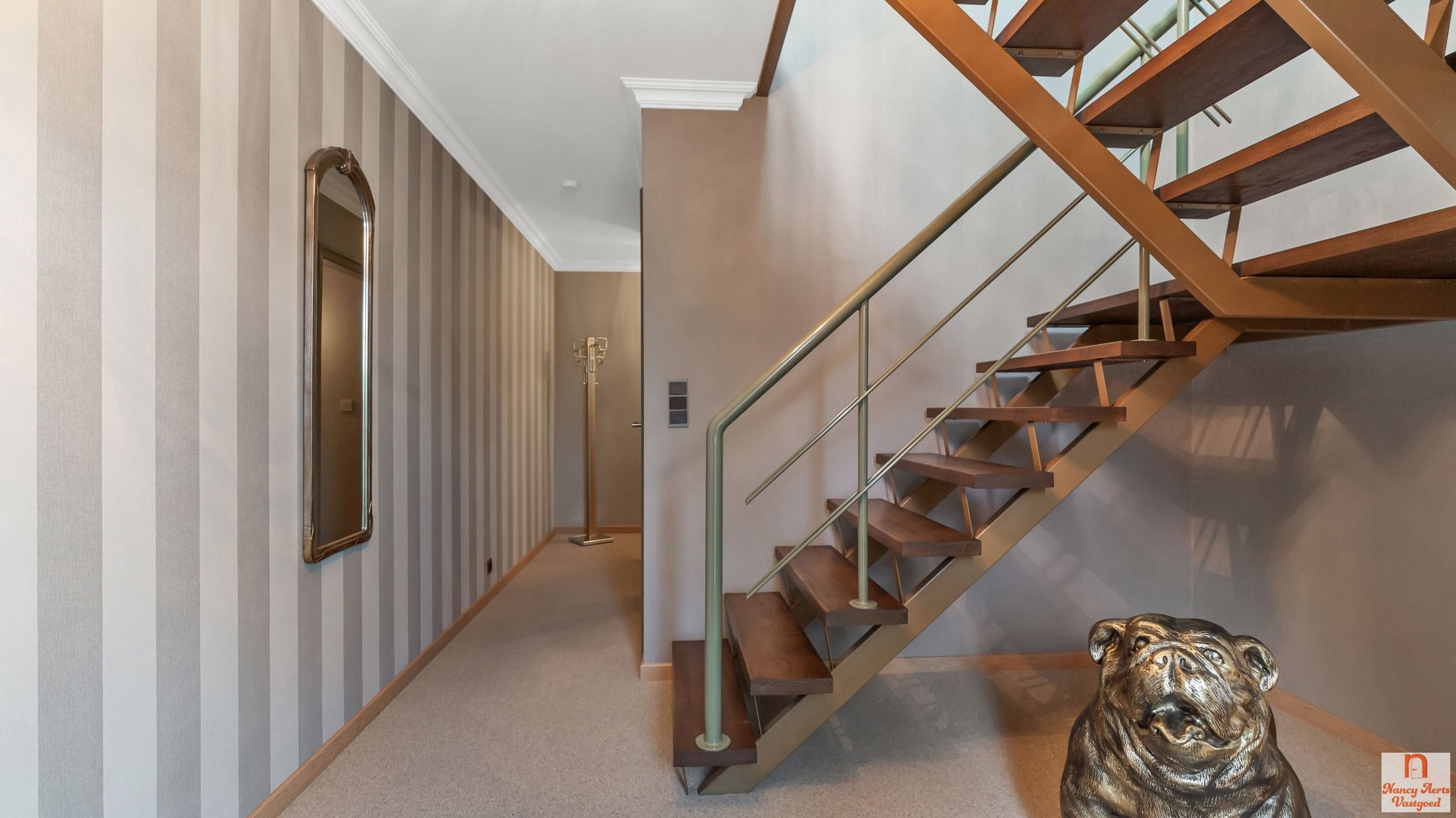 Grondig gerenoveerde woning met kwaliteitsafwerking foto 44
