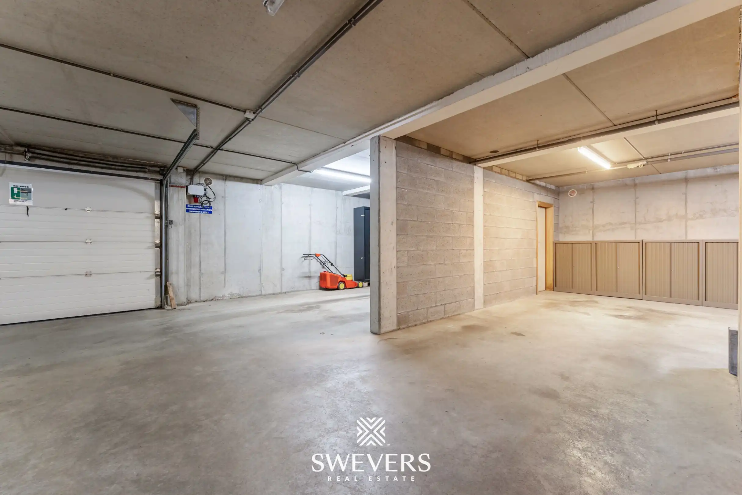 Instapklaar, lichtrijk duplex-appartement met ruim terras in hartje Helchteren foto 27