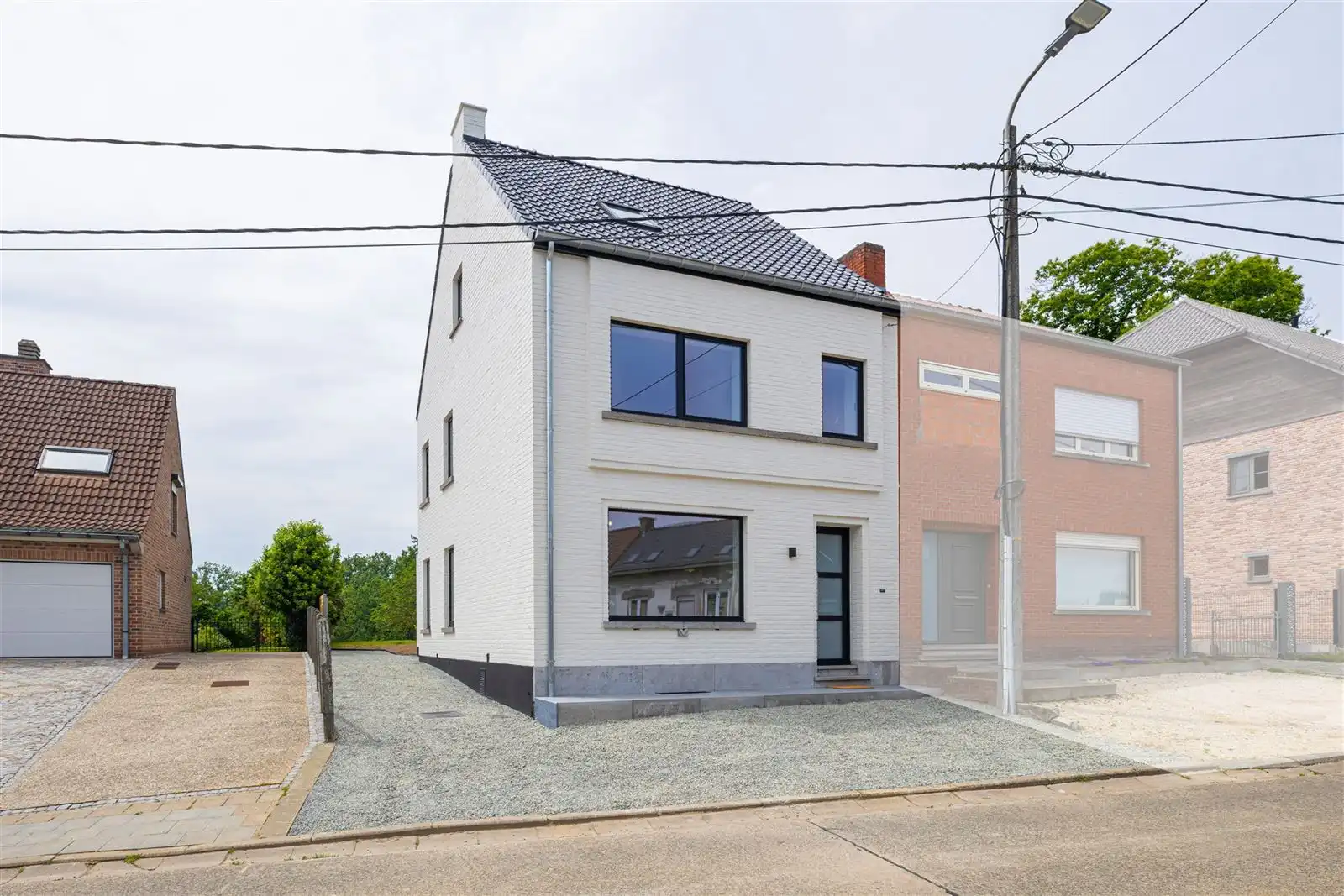 Gerenoveerde woning te Erwetegem (Zottegem)! foto {{pictureIndex}}